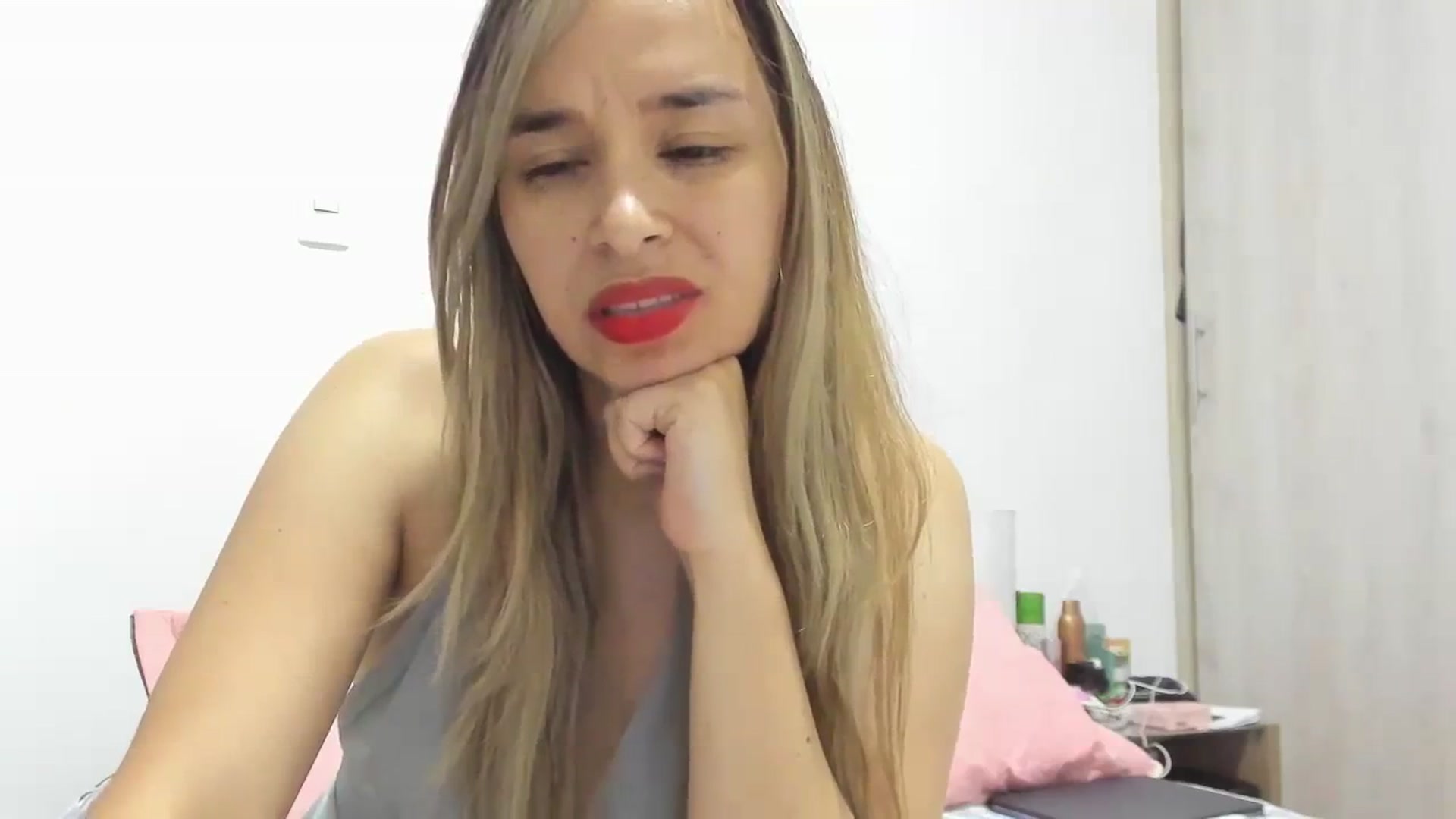 Gallery image thumbnail from PaulinaSoler's myfreecams stream on, 10/17/2023, 04:09 image 5 of 20