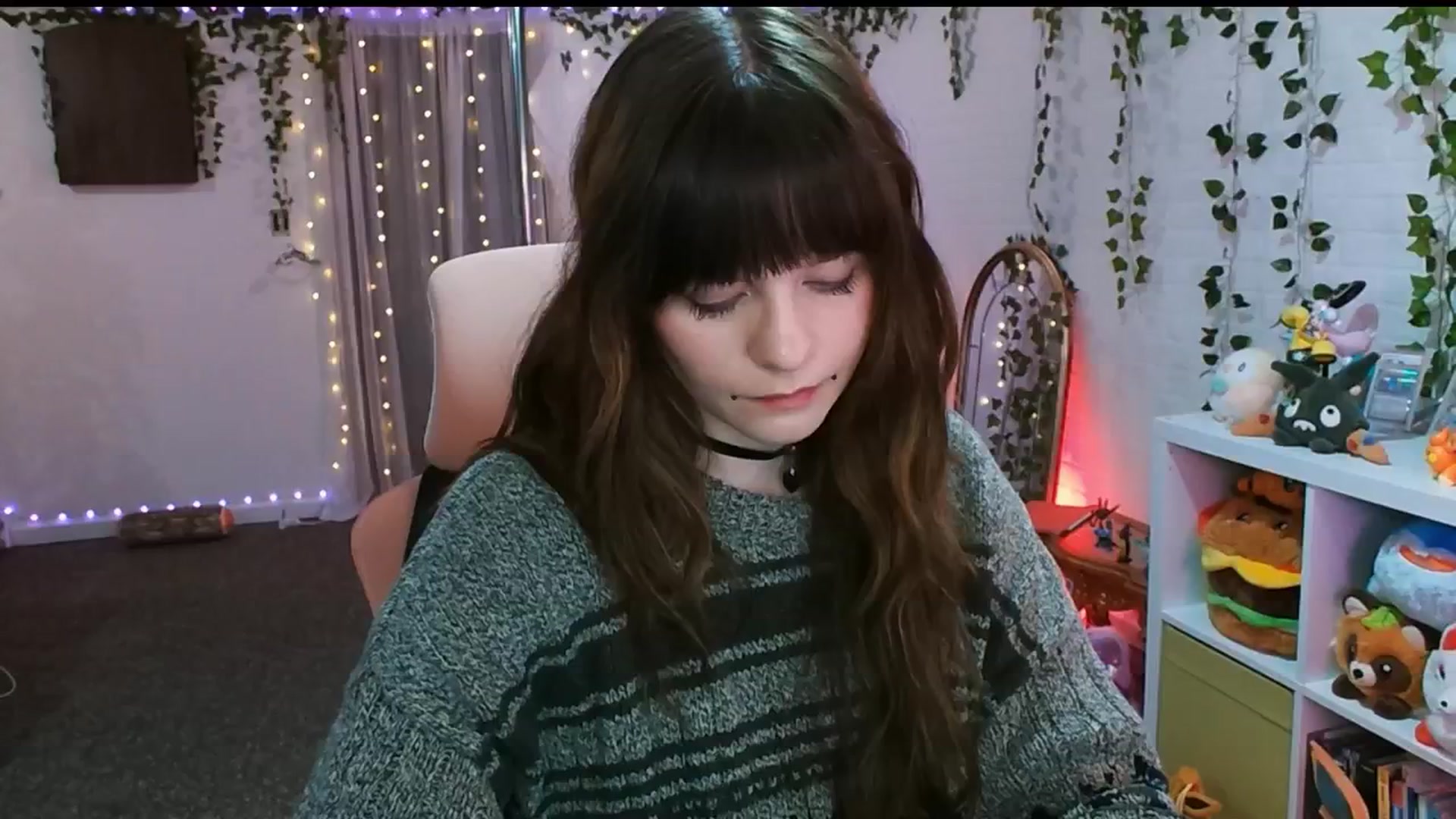 Gallery image thumbnail from Pawmira's myfreecams stream on, 11/17/2025, 03:56 image 11 of 20