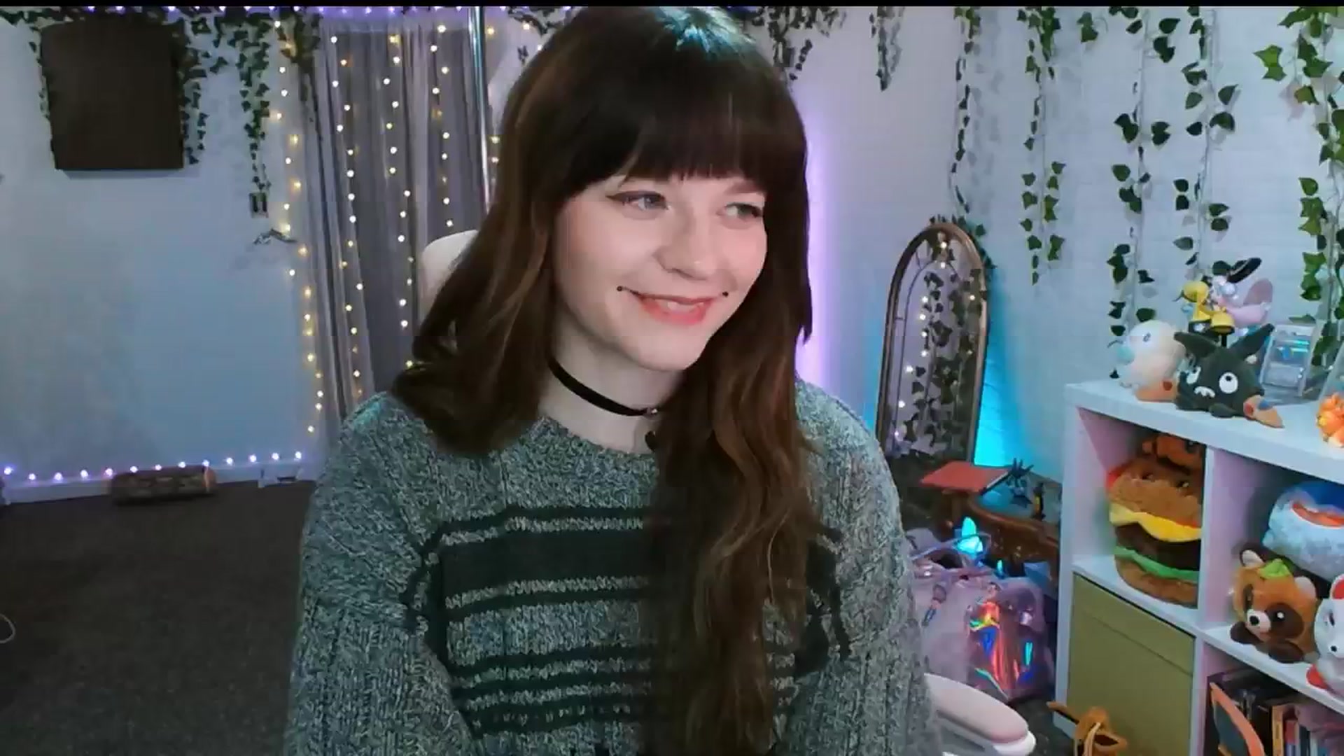 Gallery image thumbnail from Pawmira's myfreecams stream on, 11/17/2025, 03:56 image 1 of 20