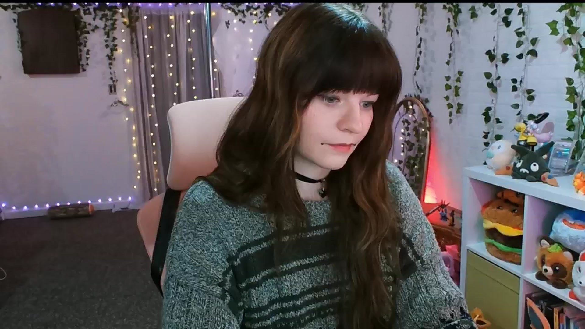 Gallery image thumbnail from Pawmira's myfreecams stream on, 11/17/2025, 03:56 image 8 of 20