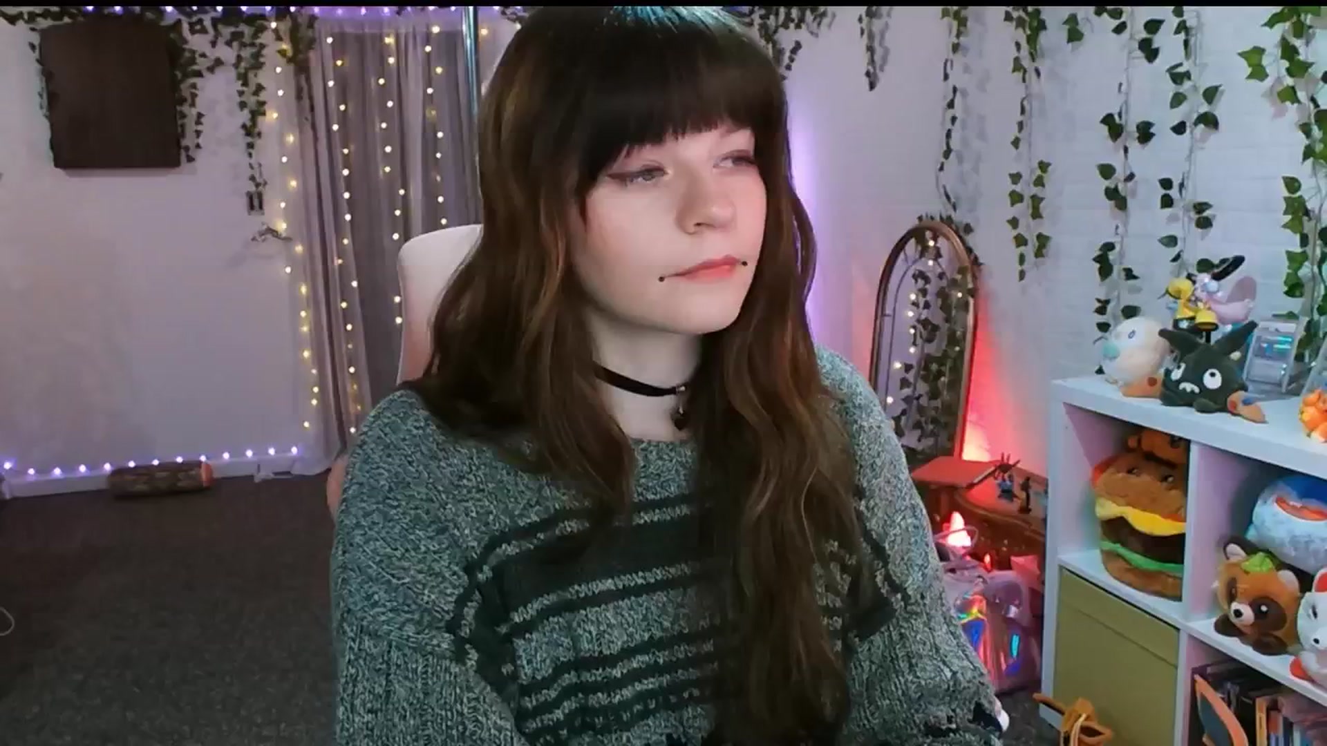 Gallery image thumbnail from Pawmira's myfreecams stream on, 11/17/2025, 03:56 image 5 of 20