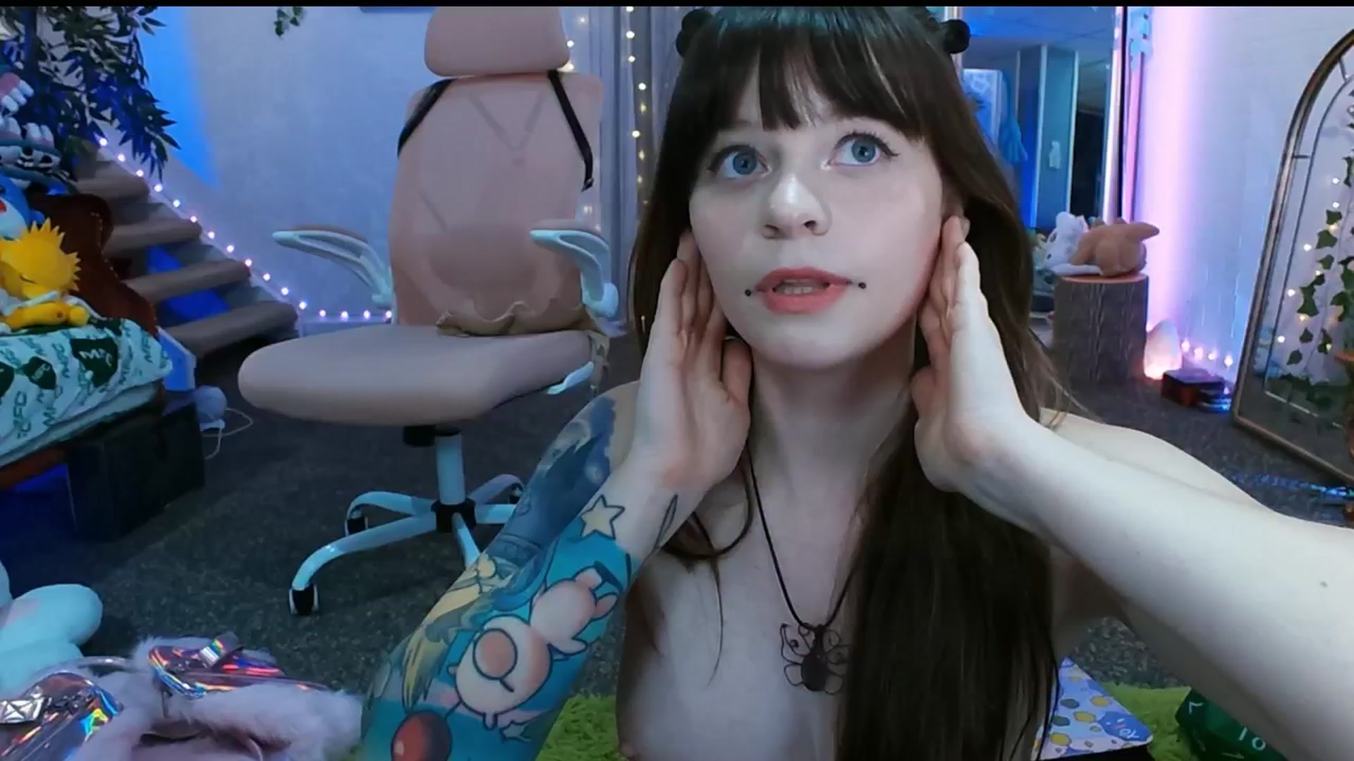 Gallery image thumbnail from Pawmira's myfreecams stream on, 11/21/2025, 20:59 image 18 of 20