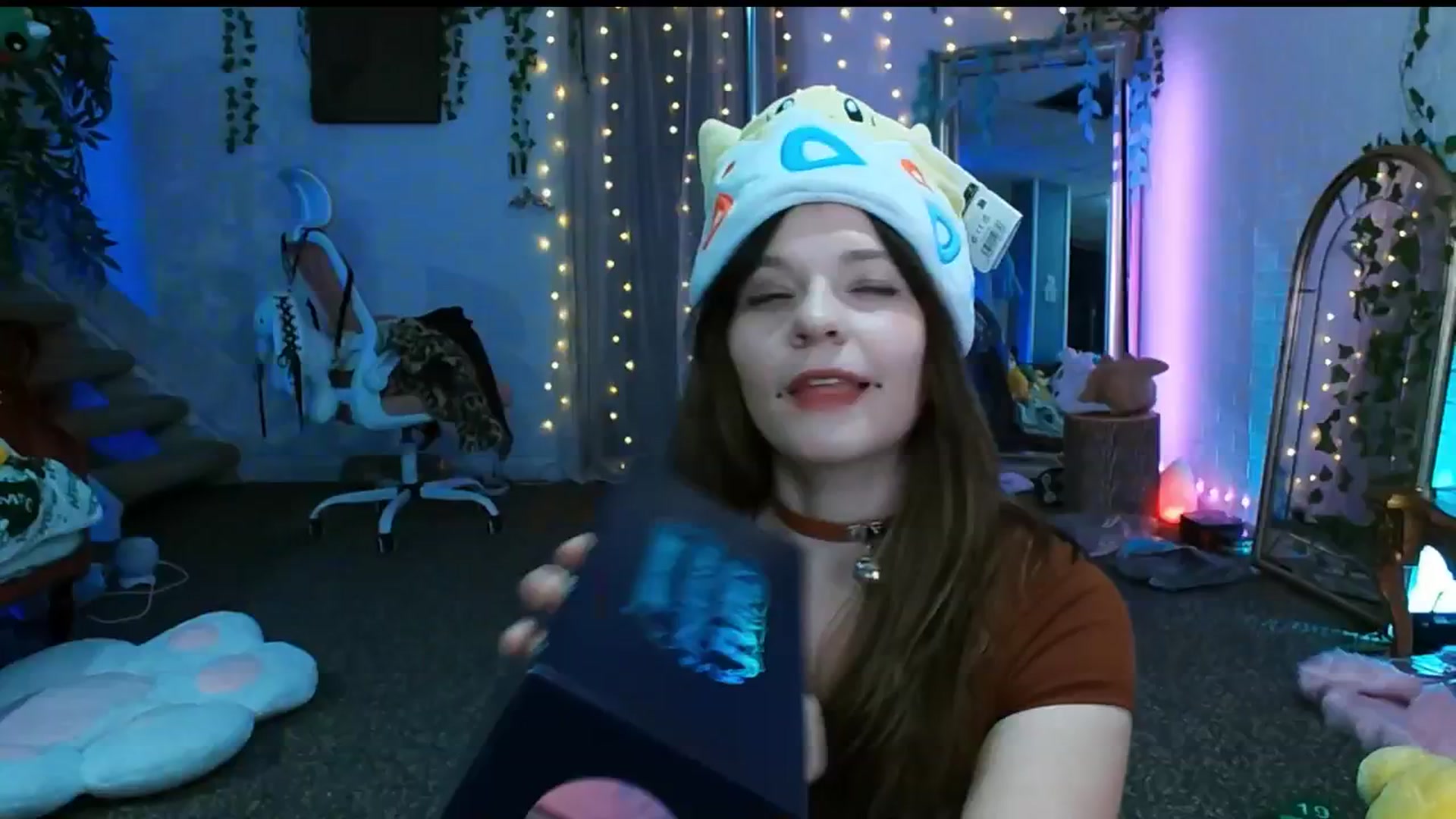 Gallery image thumbnail from Pawmira's myfreecams stream on, 11/24/2025, 08:15 image 7 of 20