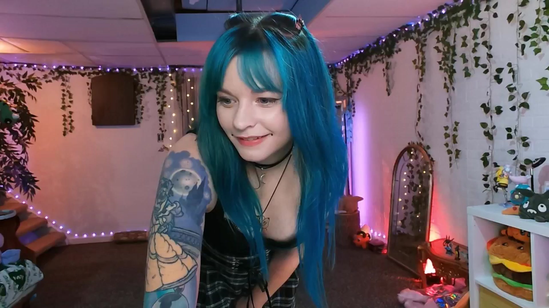 Gallery image thumbnail from Pawmira's myfreecams stream on, 11/30/2025, 21:54 image 10 of 20