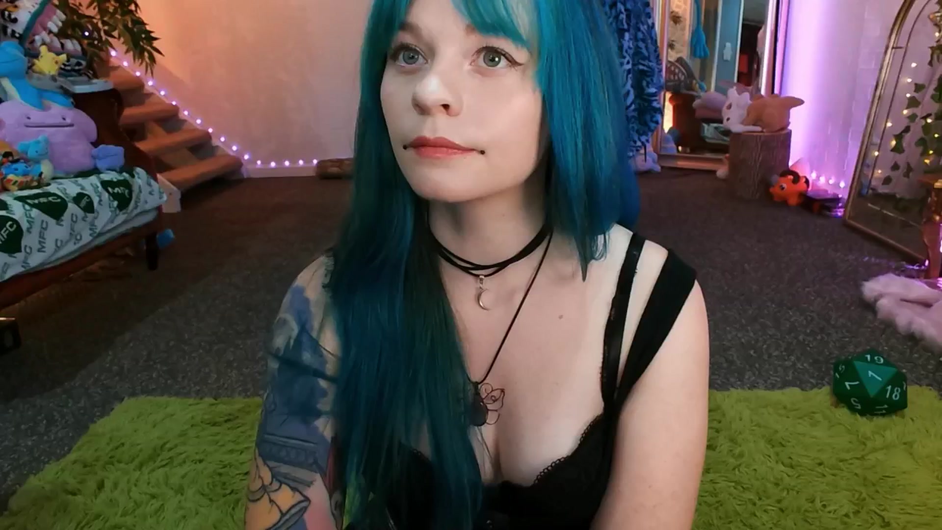 Gallery image thumbnail from Pawmira's myfreecams stream on, 11/30/2025, 21:54 image 4 of 20