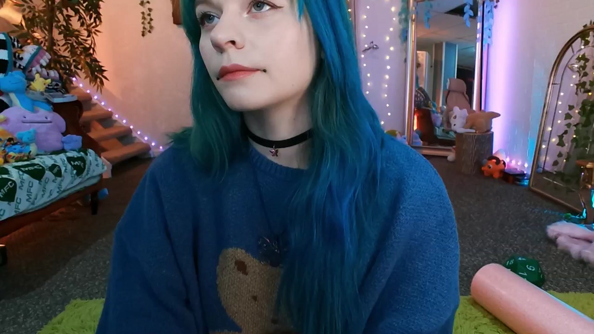 Gallery image thumbnail from Pawmira's myfreecams stream on, 12/02/2025, 19:41 image 10 of 20