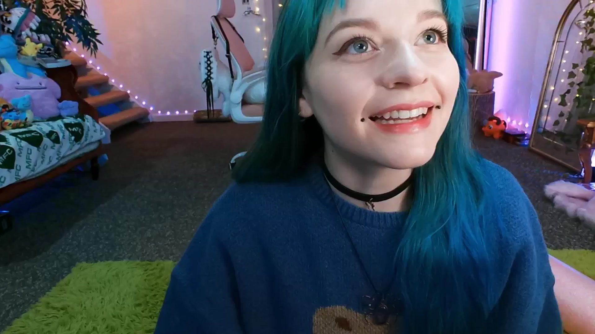 Gallery image thumbnail from Pawmira's myfreecams stream on, 12/02/2025, 19:41 image 15 of 20