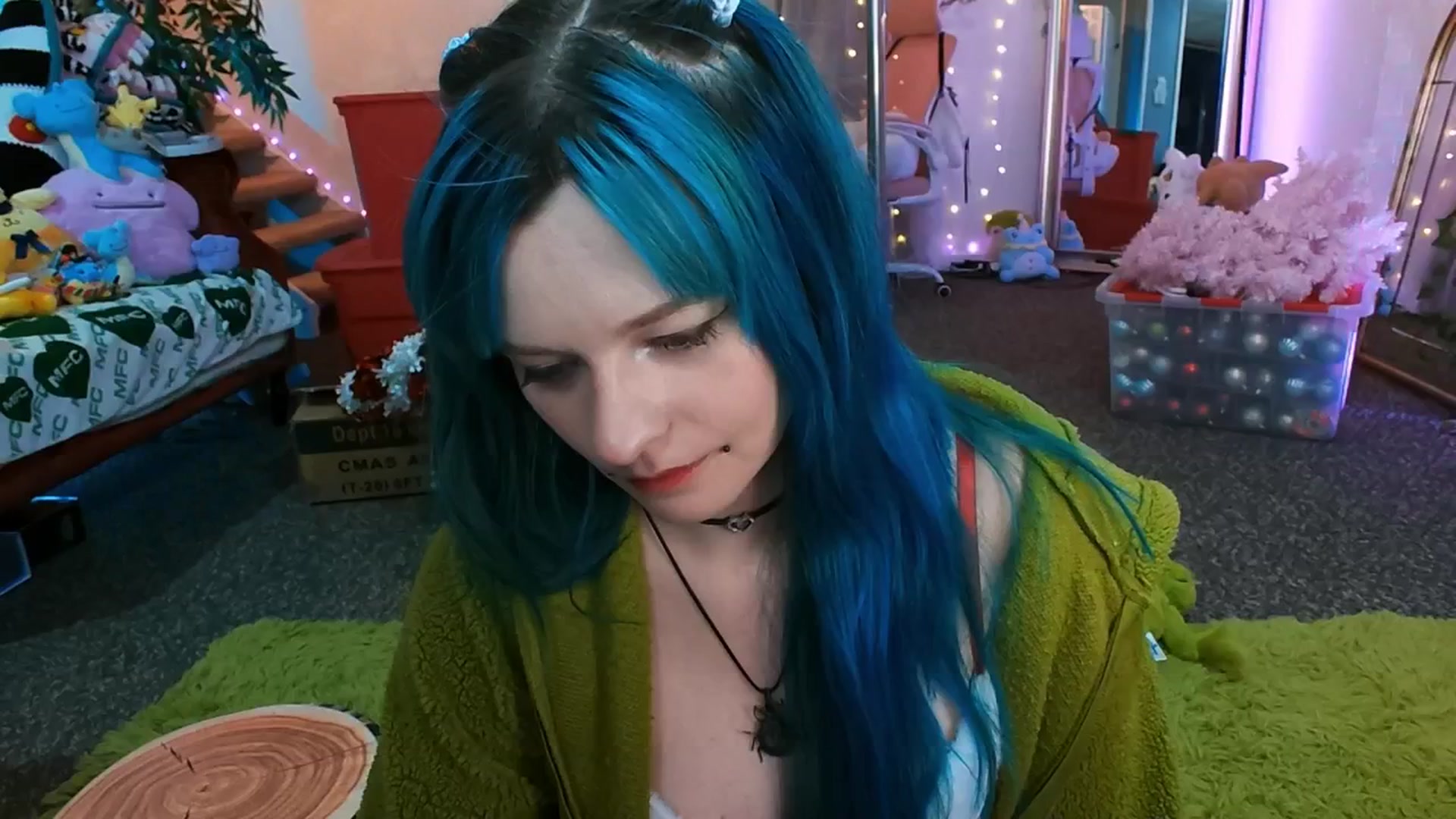 Gallery image thumbnail from Pawmira's myfreecams stream on, 12/03/2025, 21:51 image 7 of 20
