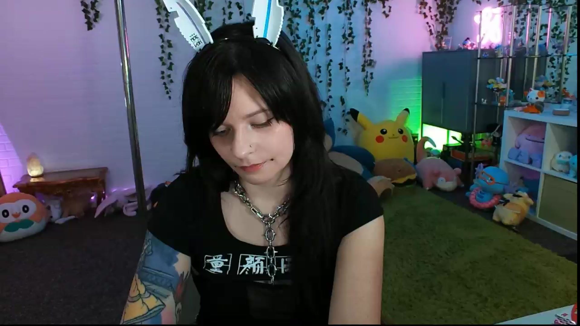 Gallery image thumbnail from Pawmira's myfreecams stream on, 07/17/2026, 19:26 image 12 of 20