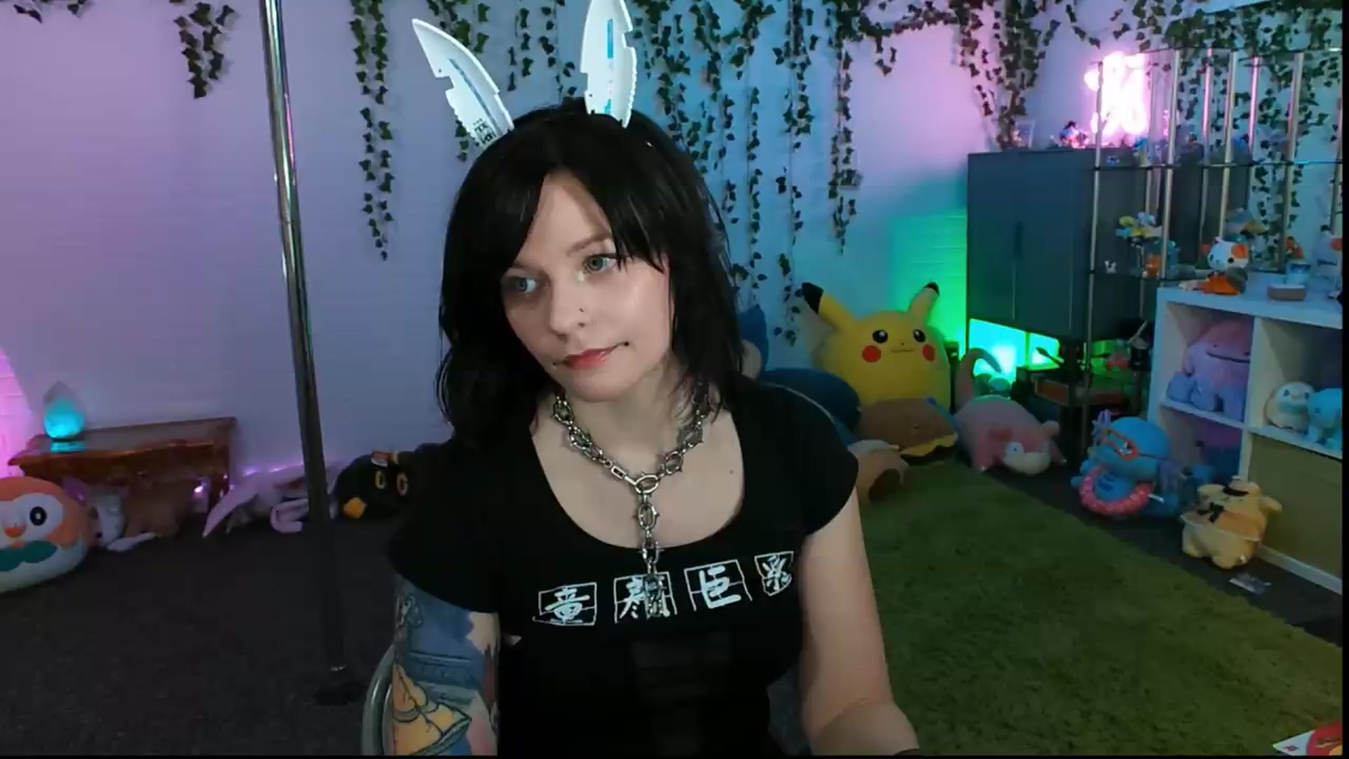 Gallery image thumbnail from Pawmira's myfreecams stream on, 07/17/2026, 19:26 image 2 of 20