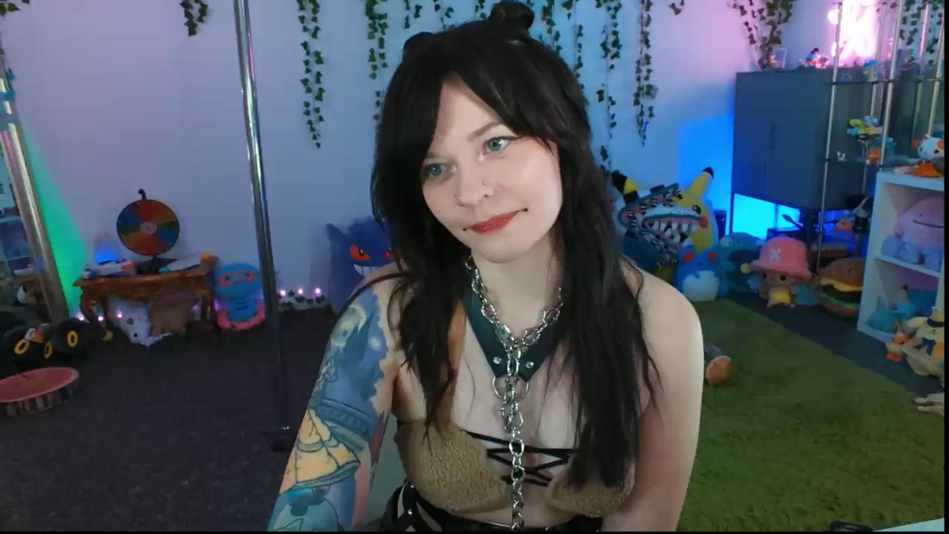 Gallery image thumbnail from Pawmira's myfreecams stream on, 07/21/2026, 18:51 image 8 of 20