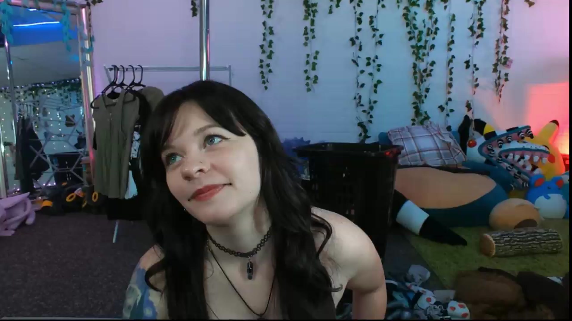 Gallery image thumbnail from Pawmira's myfreecams stream on, 07/23/2026, 20:12 image 13 of 20