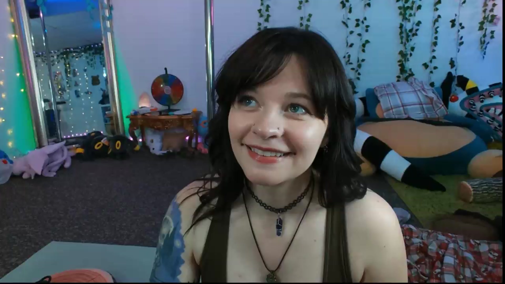Gallery image thumbnail from Pawmira's myfreecams stream on, 07/23/2026, 20:12 image 8 of 20