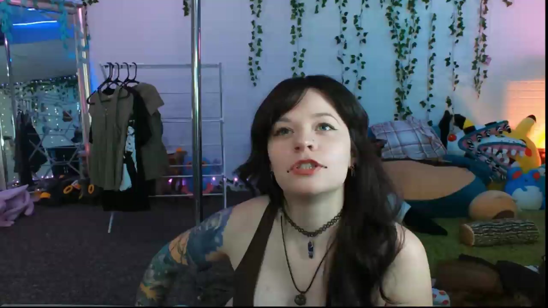 Gallery image thumbnail from Pawmira's myfreecams stream on, 07/23/2026, 20:12 image 12 of 20