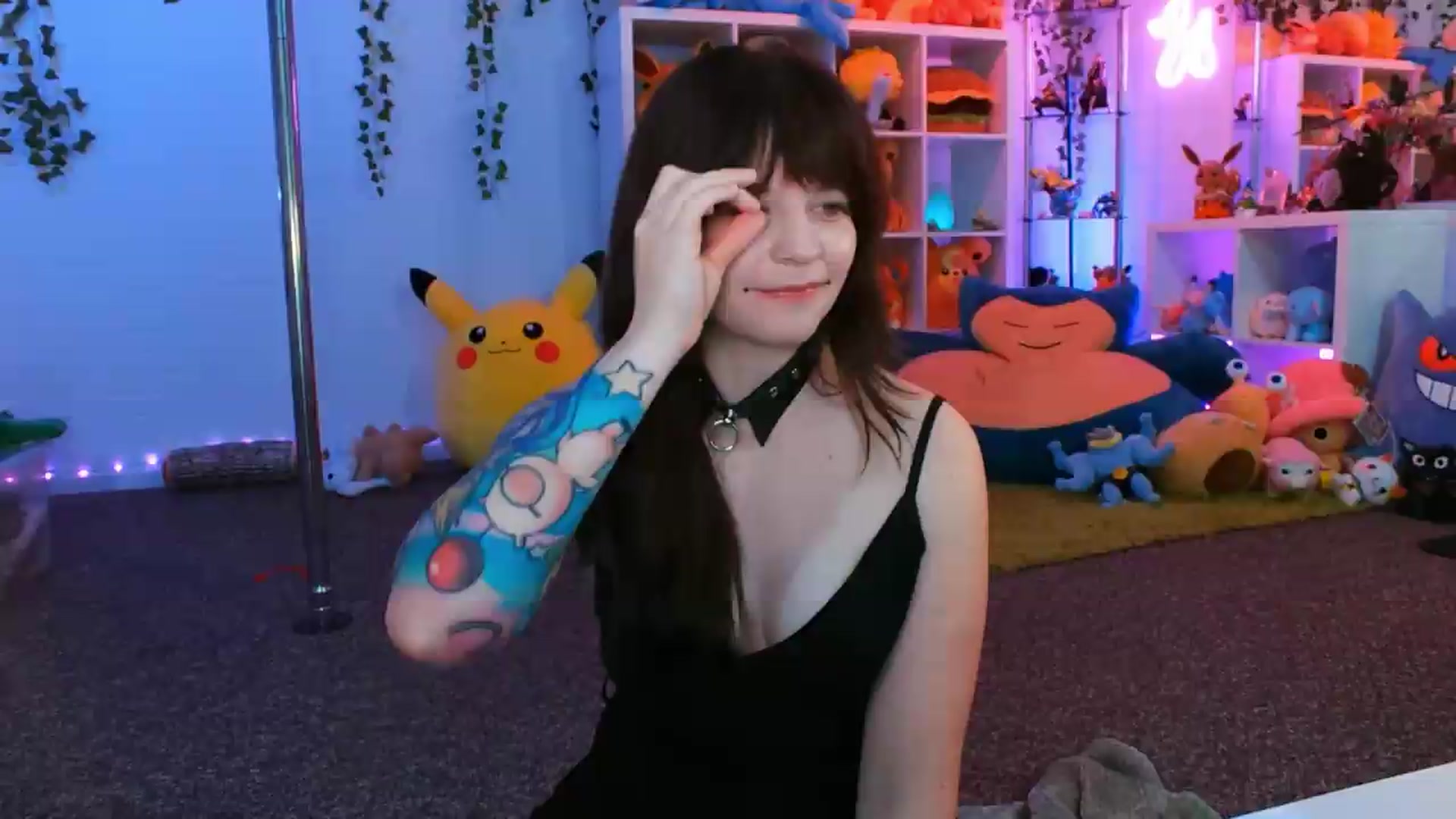 Gallery image thumbnail from Pawmira's myfreecams stream on, 08/11/2026, 18:51 image 15 of 20