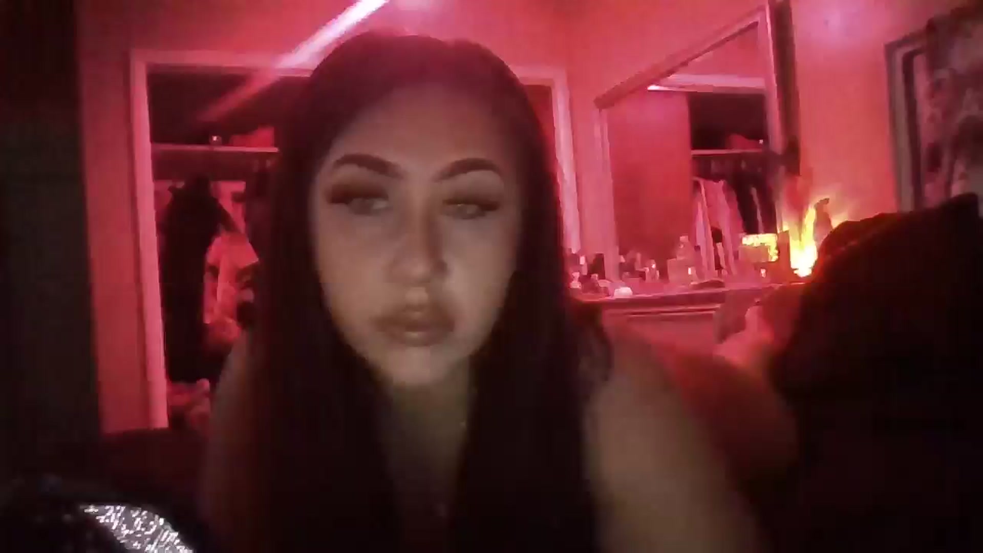 Gallery image thumbnail from Paysolina's myfreecams stream on, 03/04/2025, 15:48 image 7 of 20