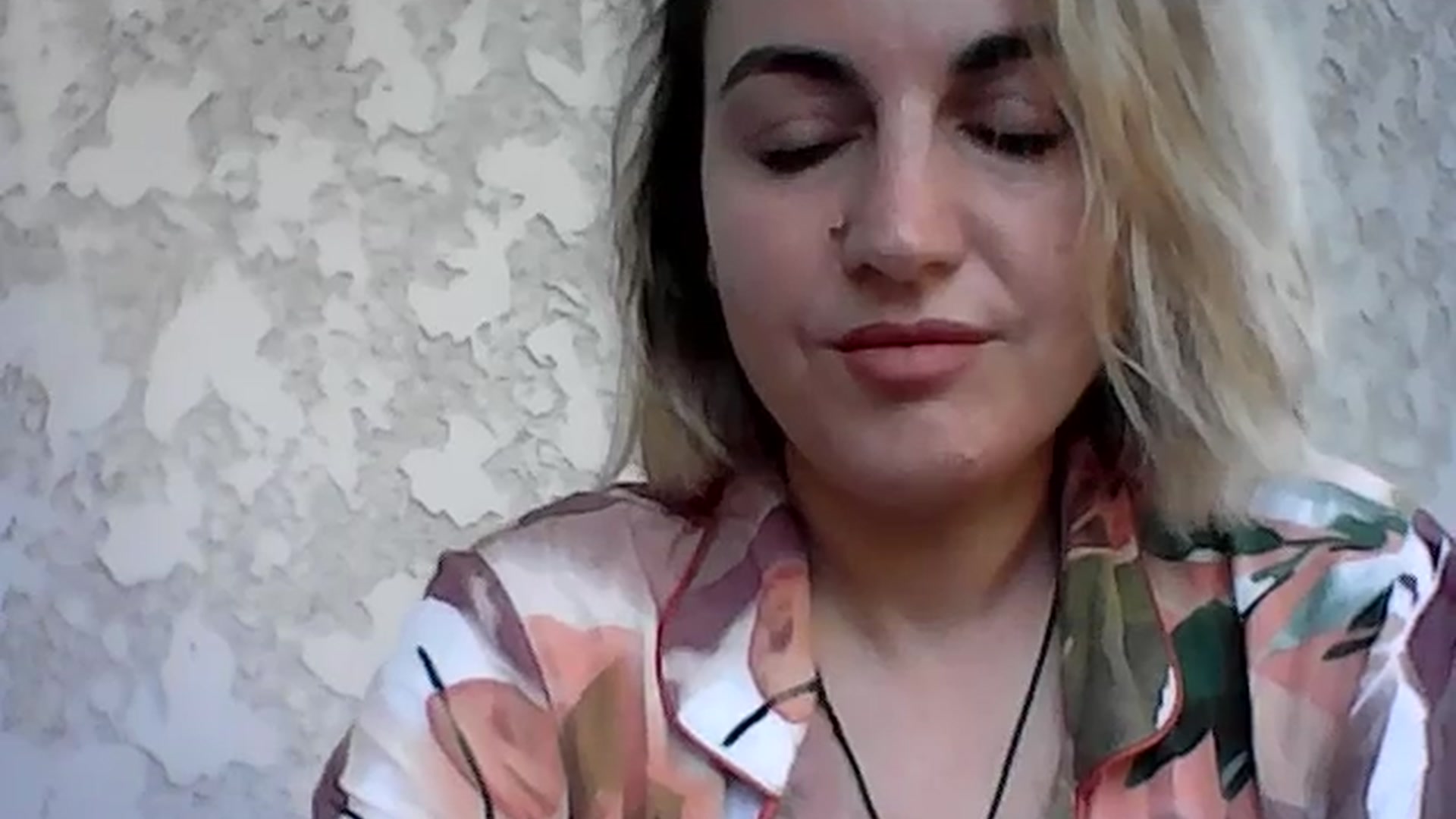 Gallery image thumbnail from PeacefulSky's myfreecams stream on, 08/04/2023, 06:25 image 5 of 20