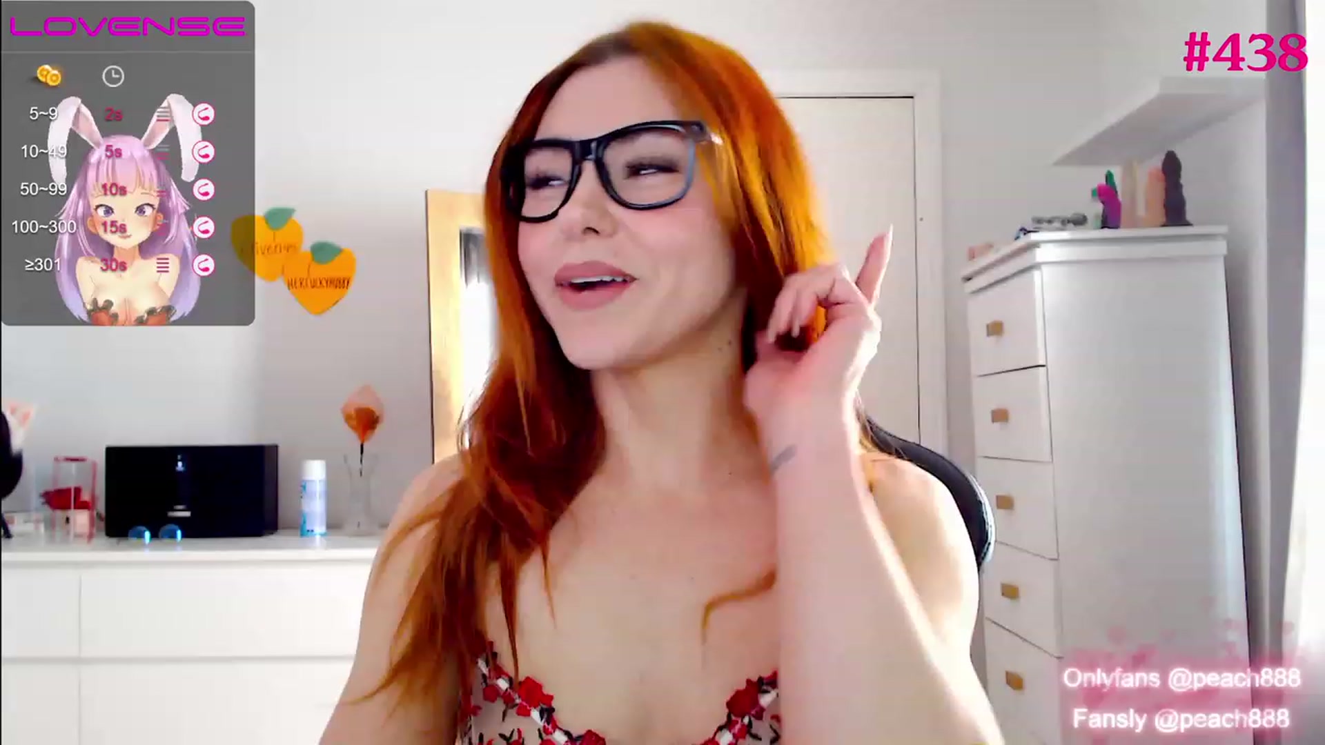 Gallery image thumbnail from Peach888's myfreecams stream on, 11/15/2022, 14:55 image 12 of 20