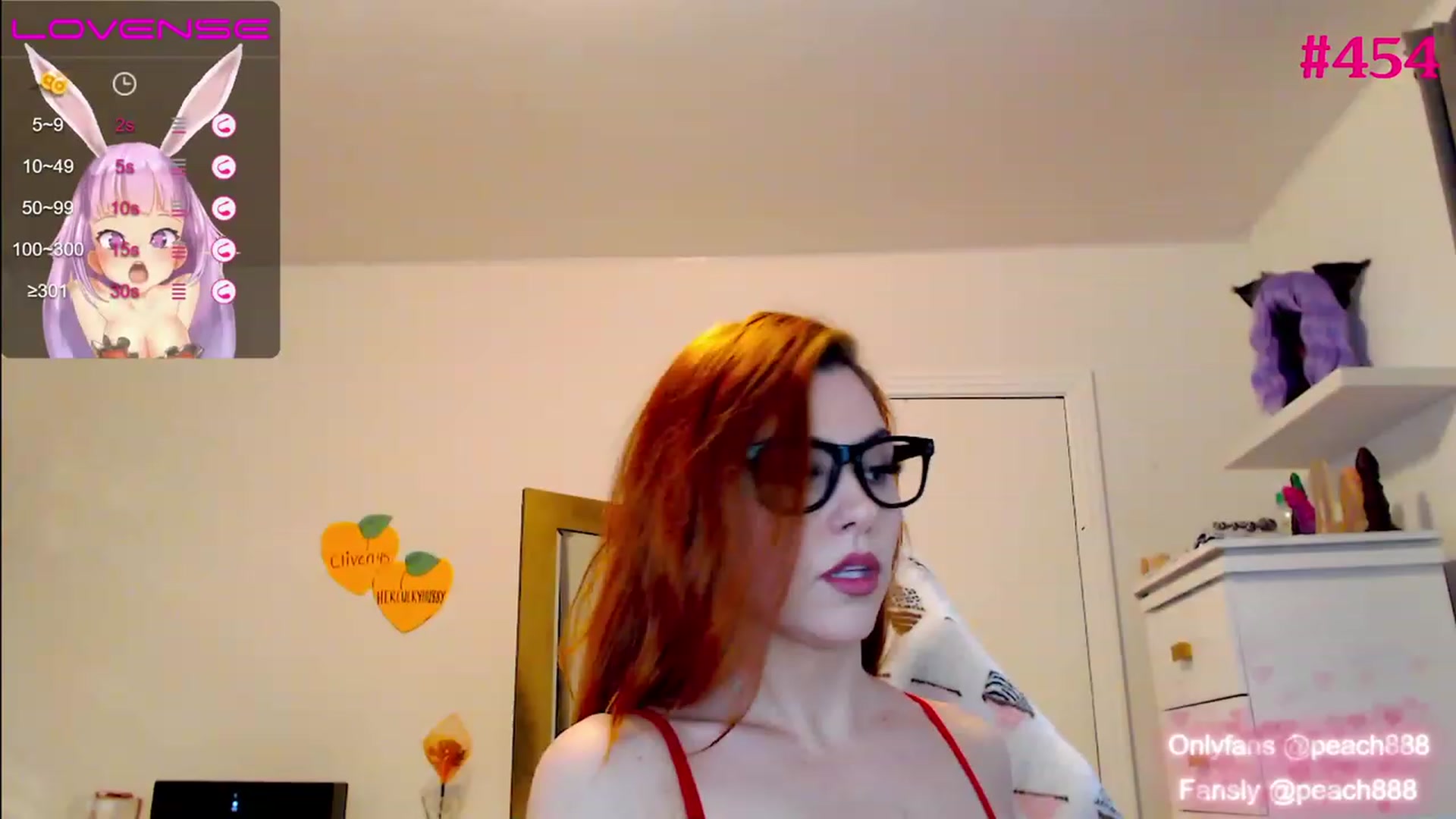 Gallery image thumbnail from Peach888's myfreecams stream on, 11/16/2022, 17:37 image 1 of 20