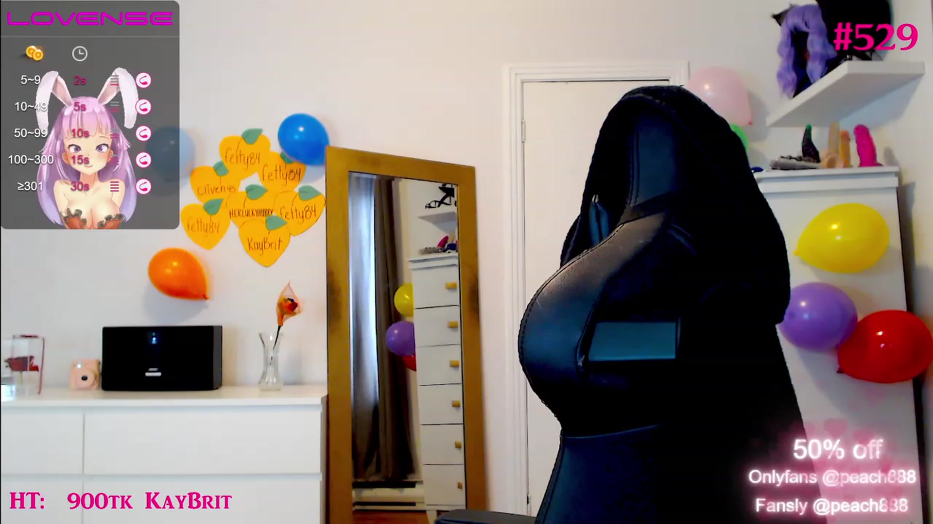 Gallery image thumbnail from Peach888's myfreecams stream on, 11/20/2022, 17:23 image 10 of 20