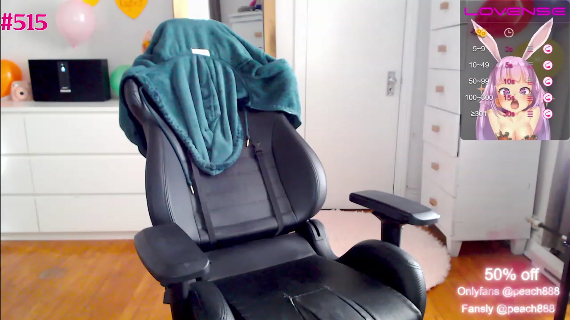 Gallery image thumbnail from Peach888's myfreecams stream on, 11/22/2022, 16:00 image 15 of 20