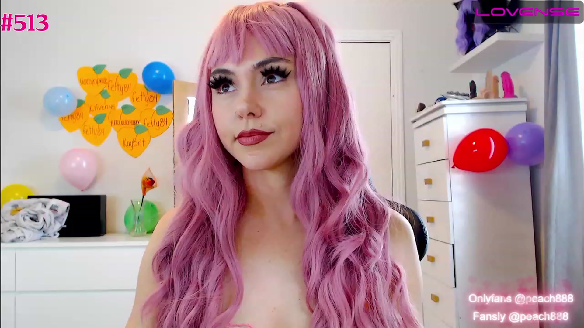 Gallery image thumbnail from Peach888's myfreecams stream on, 11/23/2022, 18:21 image 19 of 20