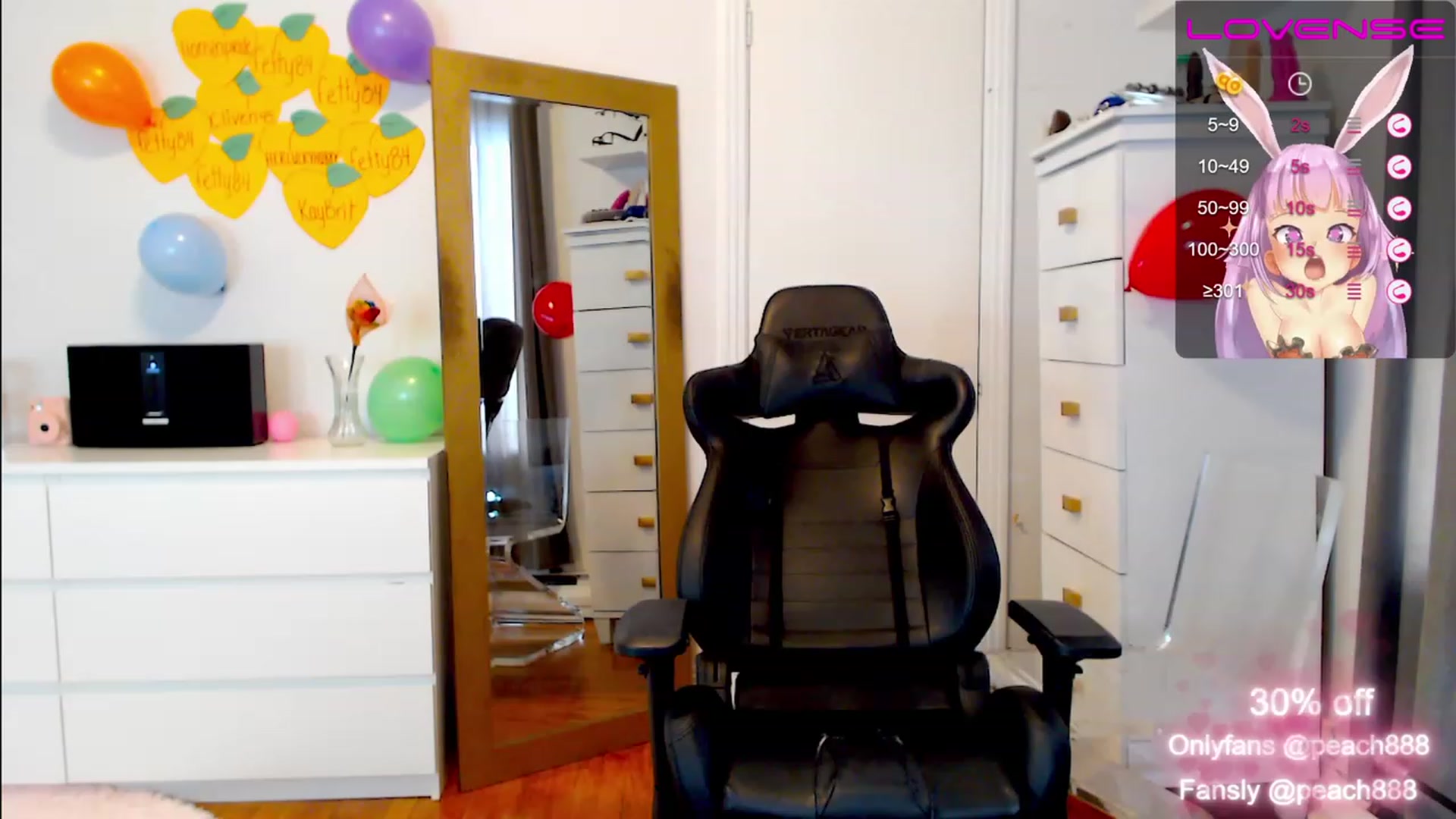 Gallery image thumbnail from Peach888's myfreecams stream on, 11/26/2022, 18:32 image 8 of 20