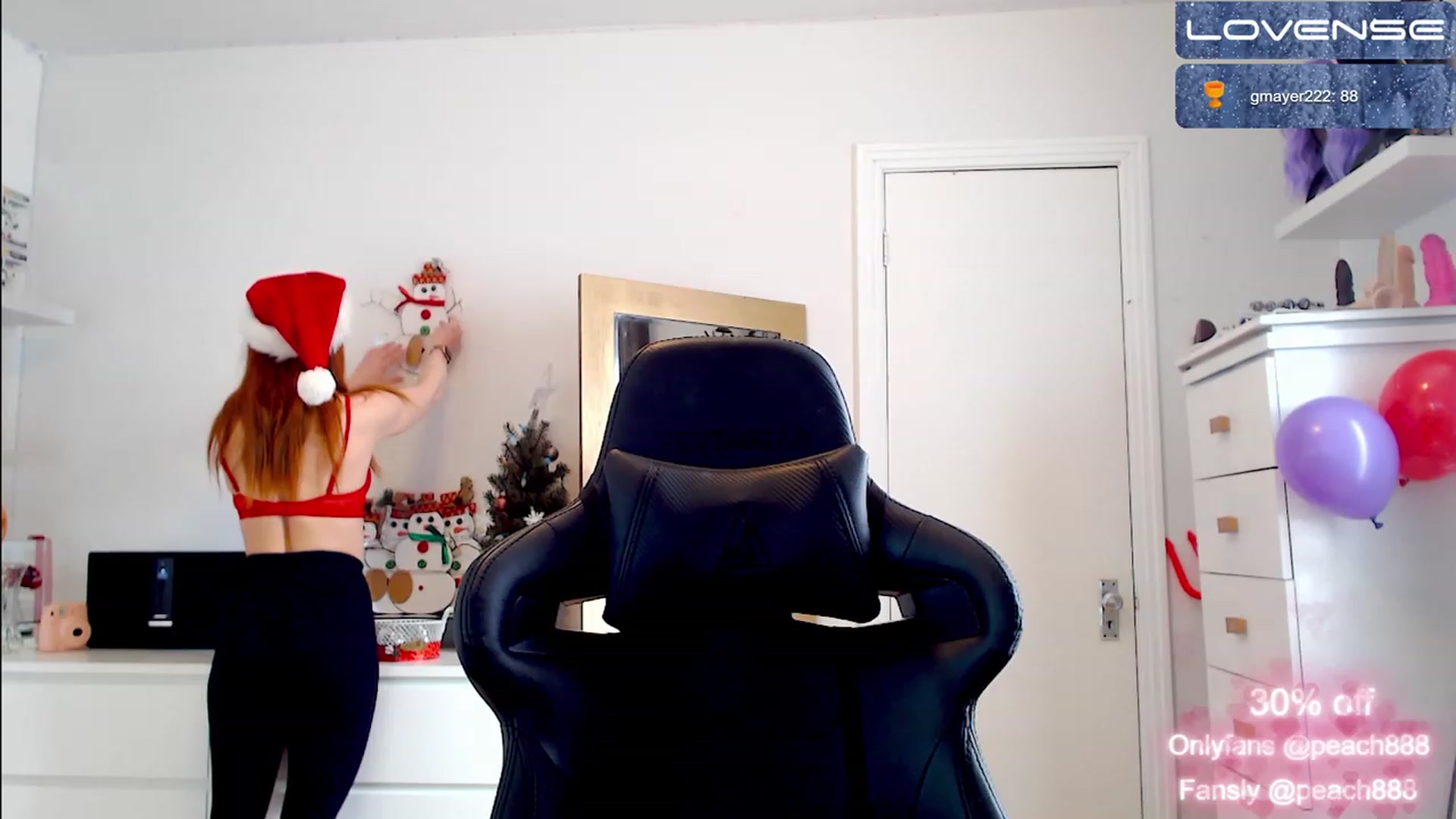 Gallery image thumbnail from Peach888's myfreecams stream on, 12/01/2022, 16:32 image 9 of 20