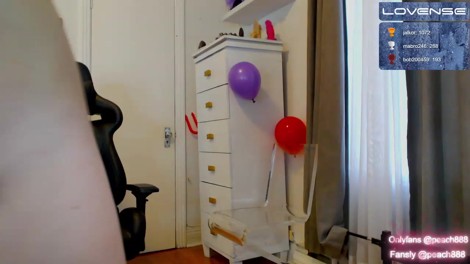 Gallery image thumbnail from Peach888's myfreecams stream on, 12/03/2022, 17:50 image 18 of 20