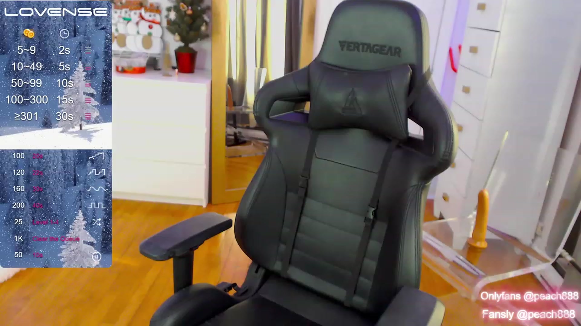 Gallery image thumbnail from Peach888's myfreecams stream on, 12/05/2022, 15:27 image 15 of 20