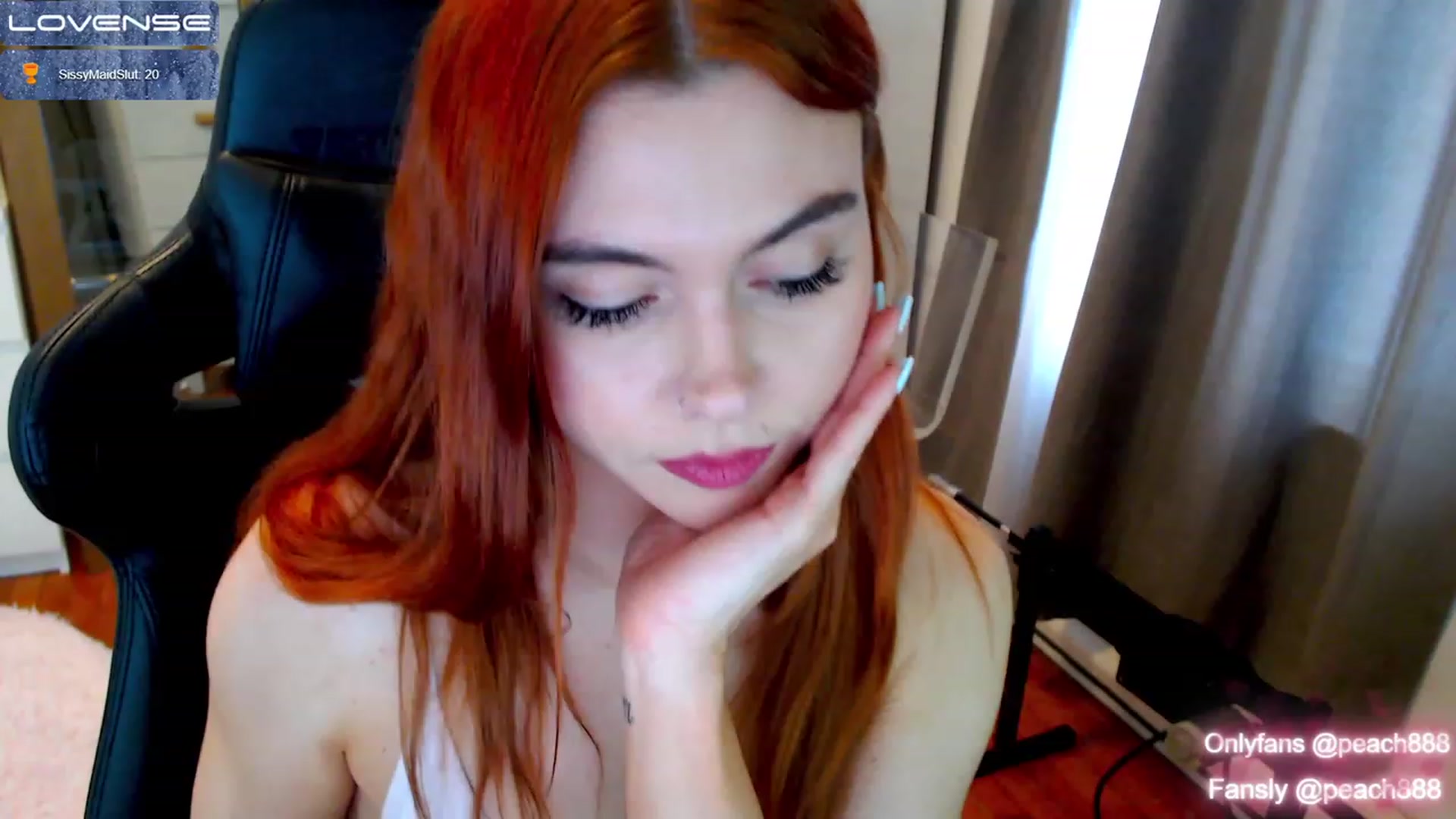 Gallery image thumbnail from Peach888's myfreecams stream on, 12/16/2022, 18:26 image 20 of 20