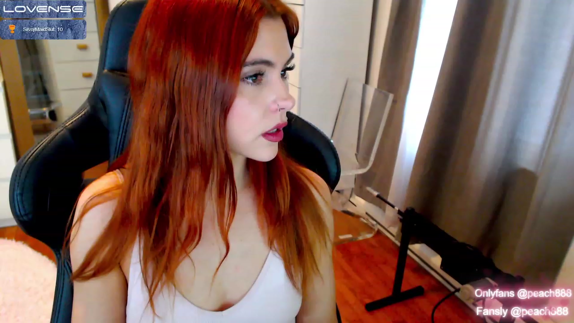 Gallery image thumbnail from Peach888's myfreecams stream on, 12/16/2022, 18:26 image 14 of 20