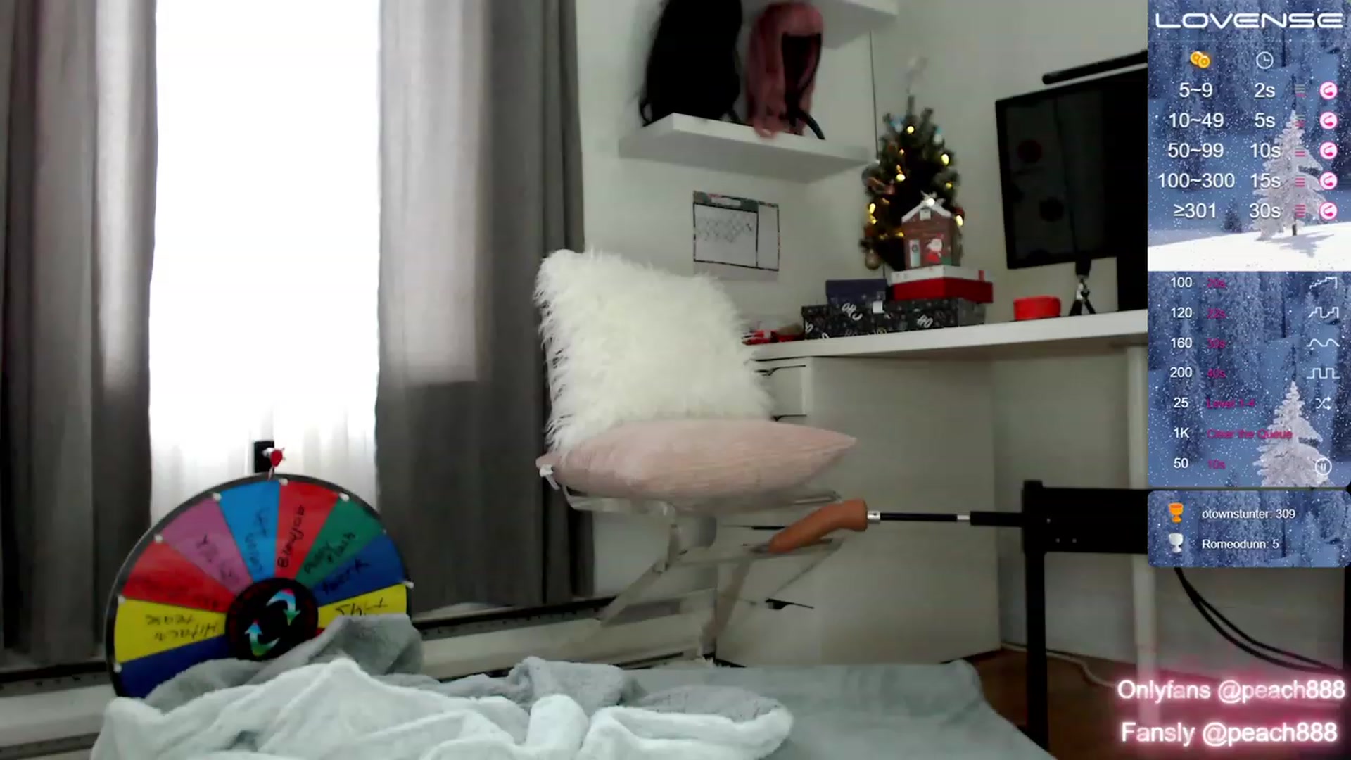 Gallery image thumbnail from Peach888's myfreecams stream on, 12/19/2022, 19:59 image 15 of 20