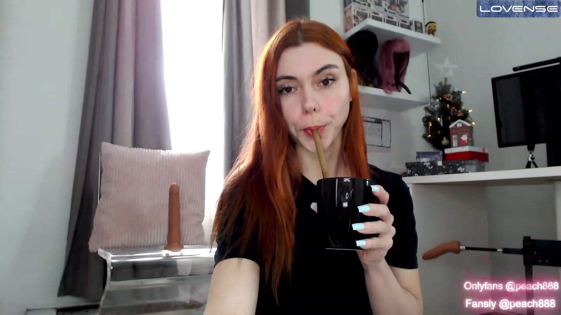 Gallery image thumbnail from Peach888's myfreecams stream on, 12/22/2022, 14:45 image 3 of 20