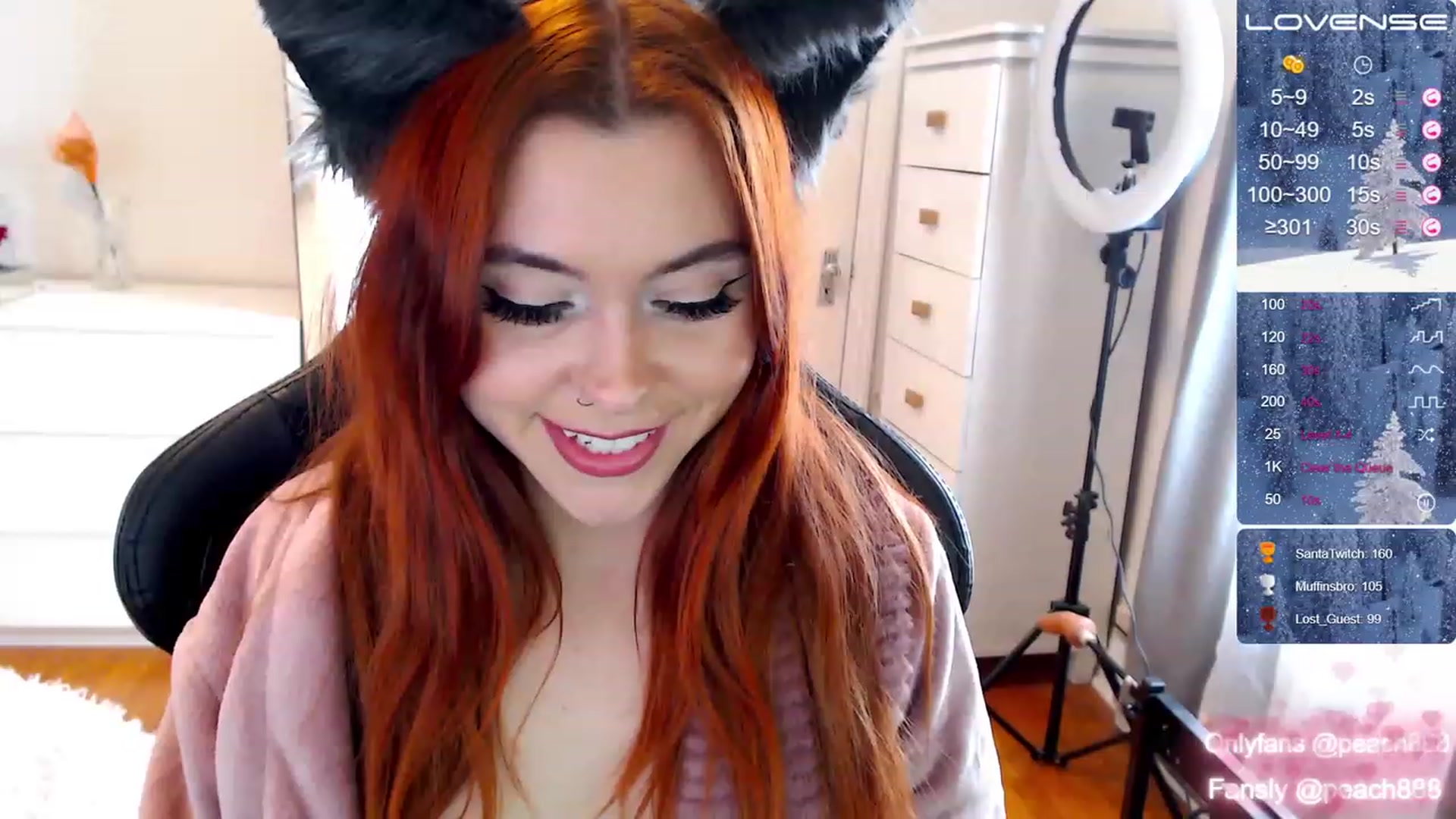 Gallery image thumbnail from Peach888's myfreecams stream on, 12/27/2022, 18:20 image 16 of 20