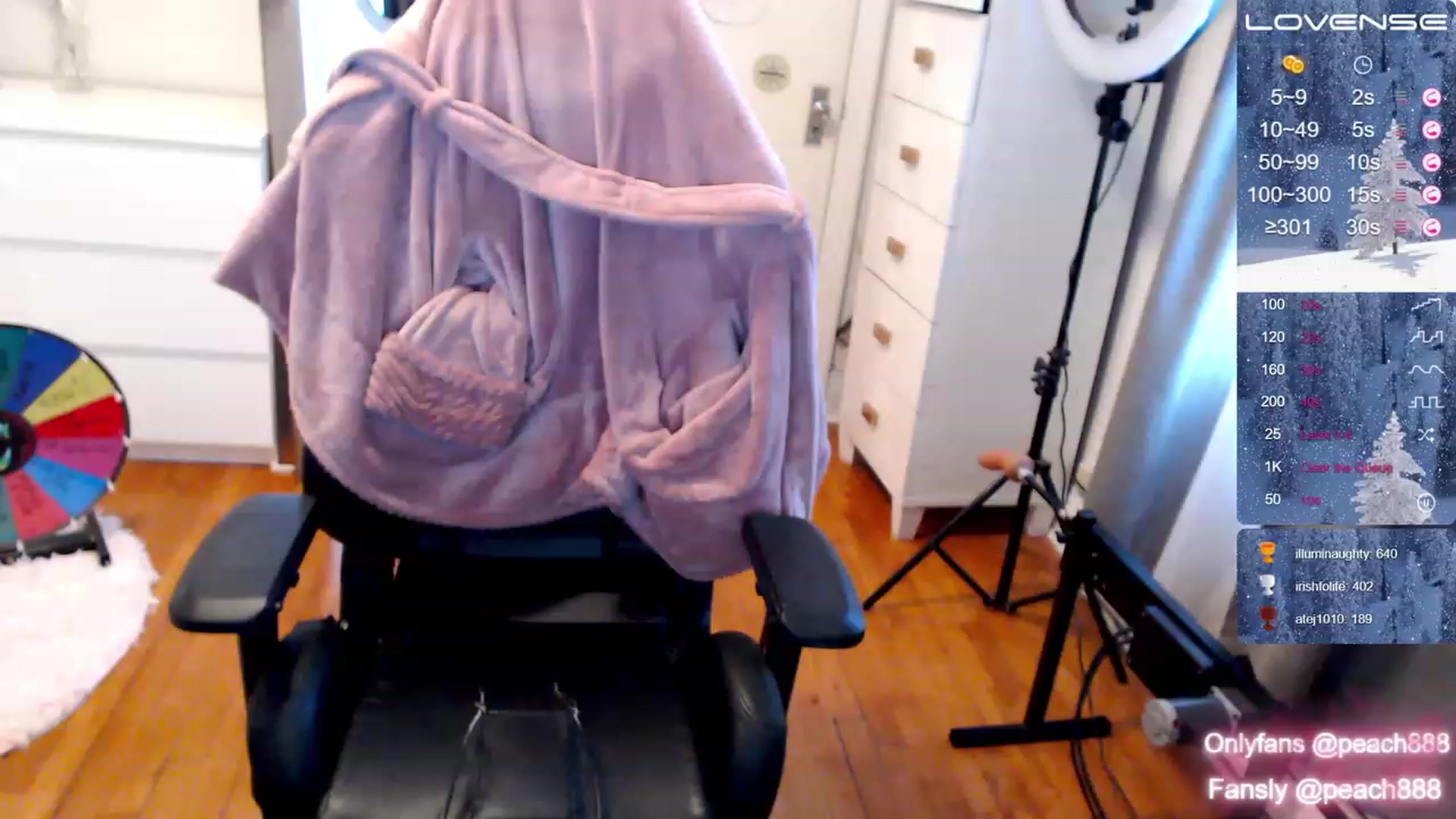 Gallery image thumbnail from Peach888's myfreecams stream on, 12/29/2022, 20:31 image 2 of 20