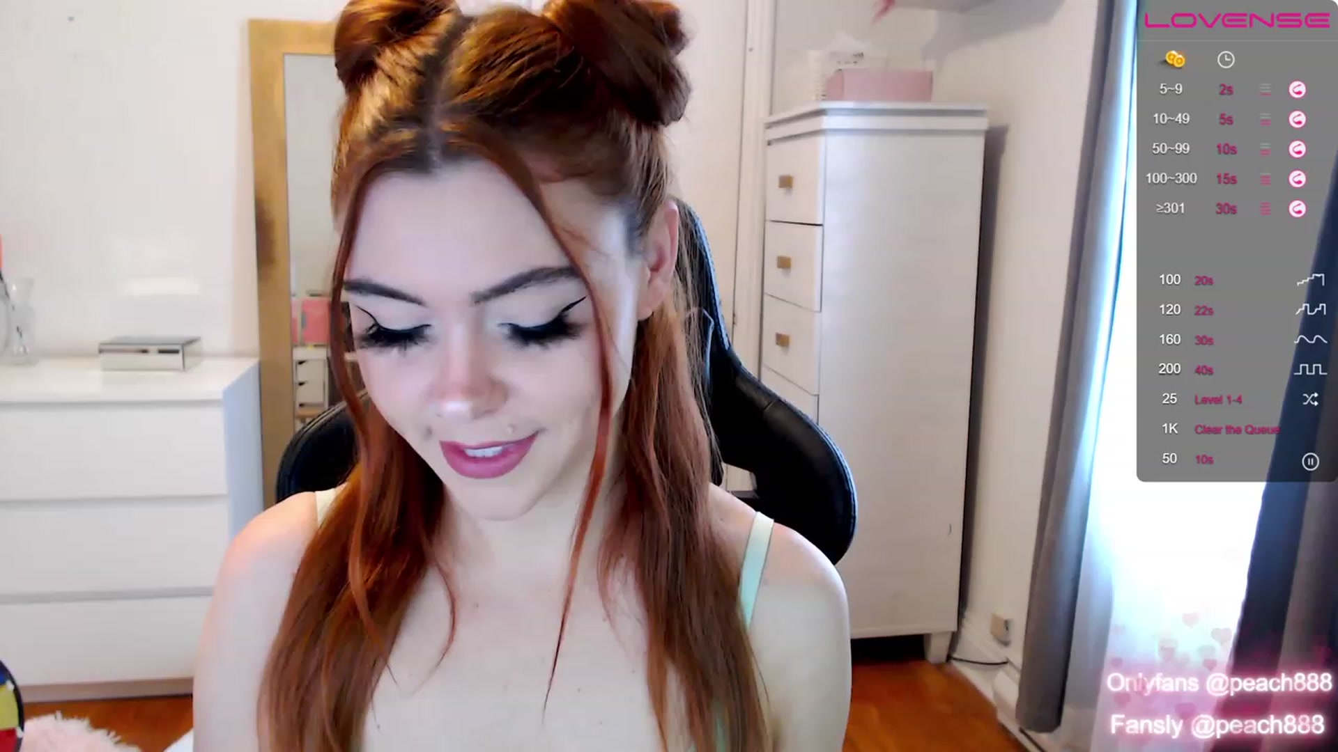 Gallery image thumbnail from Peach888's myfreecams stream on, 01/08/2023, 15:46 image 2 of 20