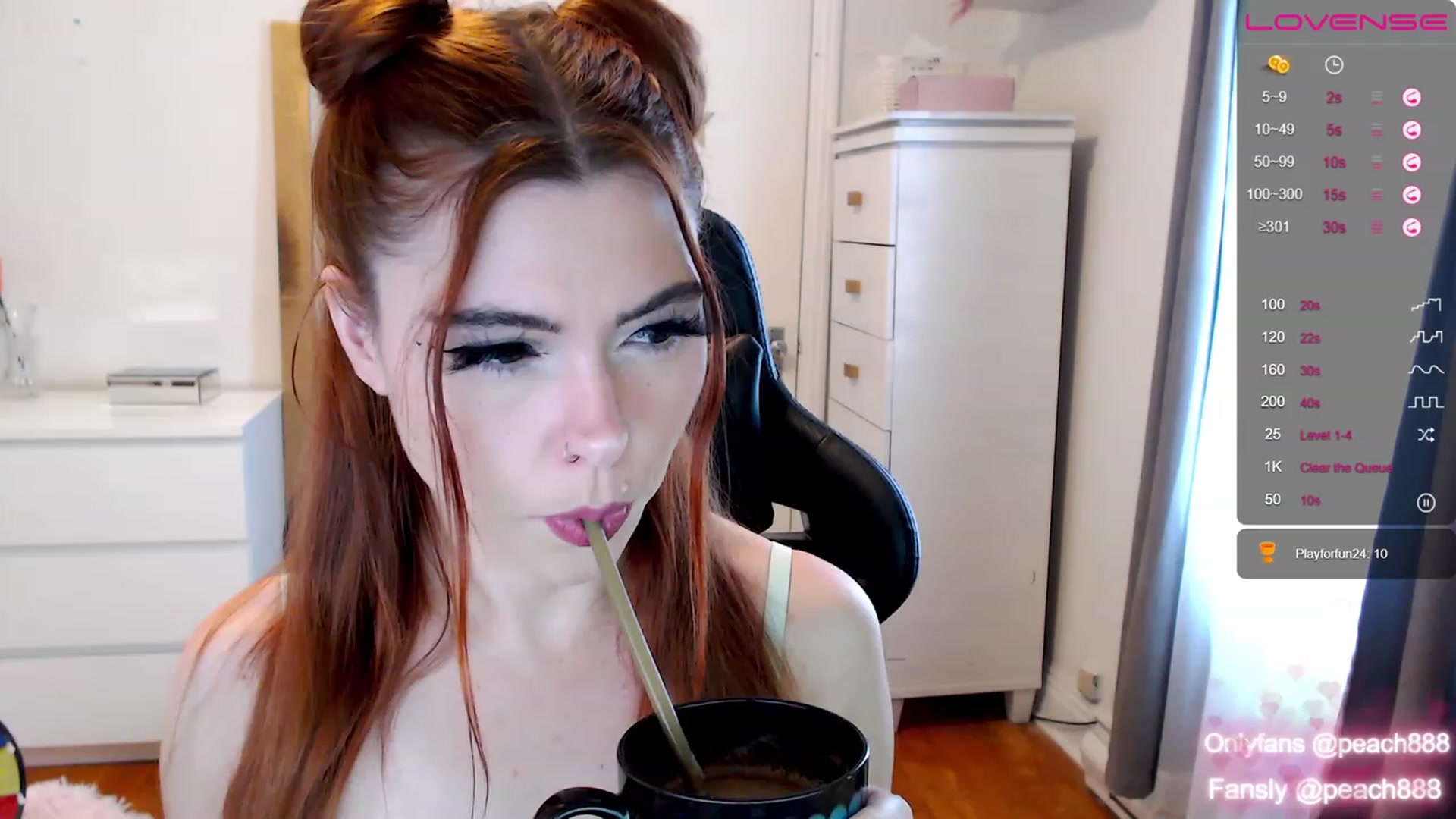 Gallery image thumbnail from Peach888's myfreecams stream on, 01/08/2023, 15:46 image 7 of 20