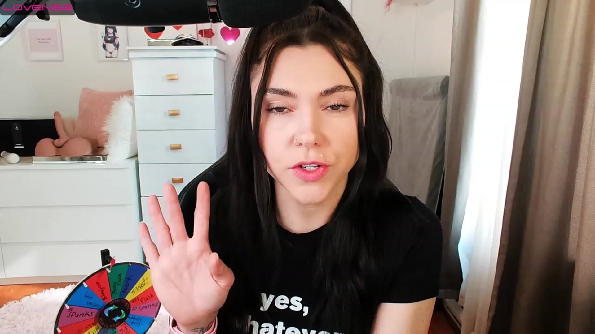 Gallery image thumbnail from Peach888's myfreecams stream on, 02/25/2023, 16:21 image 1 of 20