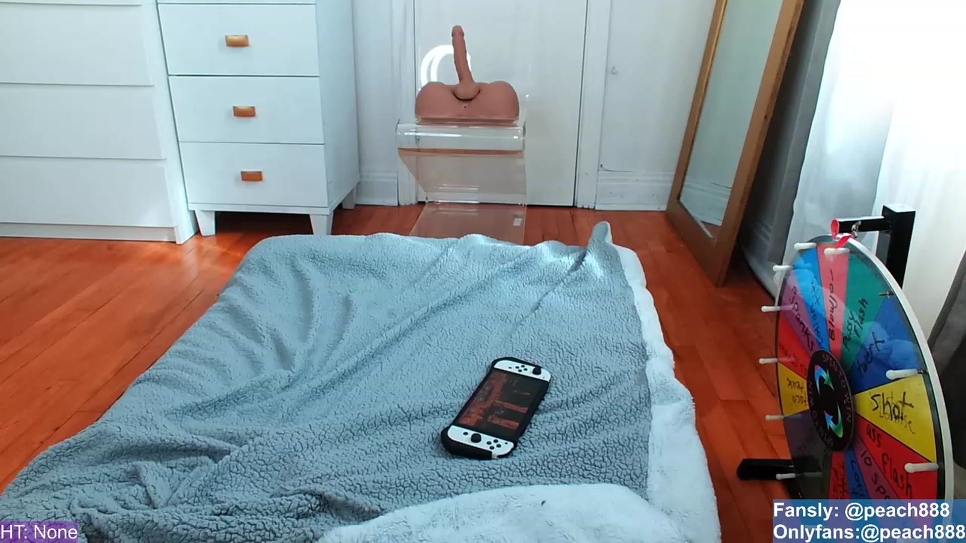 Gallery image thumbnail from Peach888's myfreecams stream on, 03/09/2023, 16:56 image 10 of 20