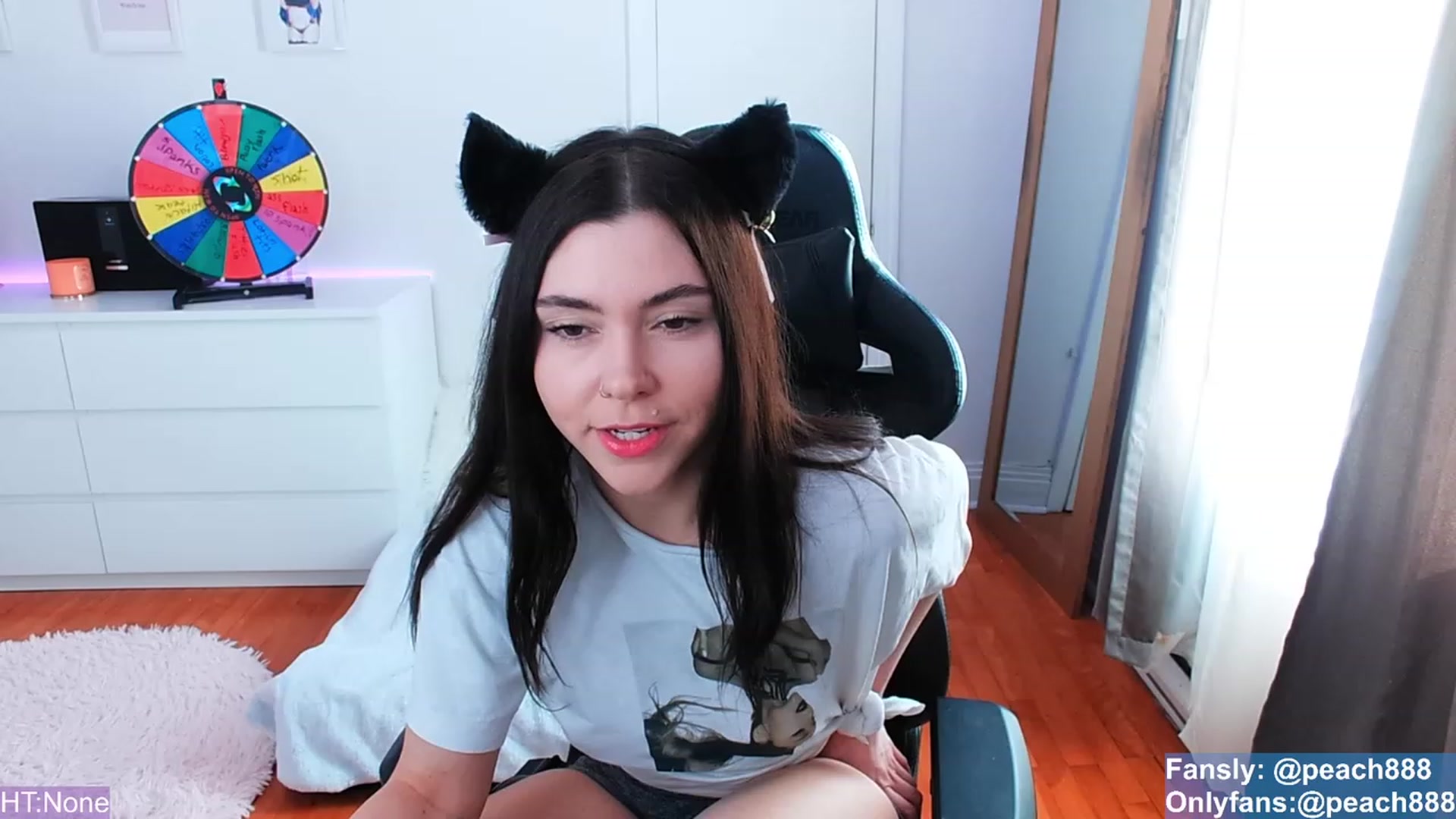 Gallery image thumbnail from Peach888's myfreecams stream on, 03/12/2023, 14:58 image 4 of 20