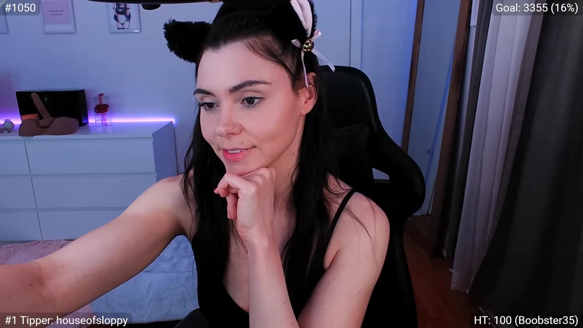Gallery image thumbnail from Peach888's myfreecams stream on, 03/14/2023, 24:08 image 20 of 20
