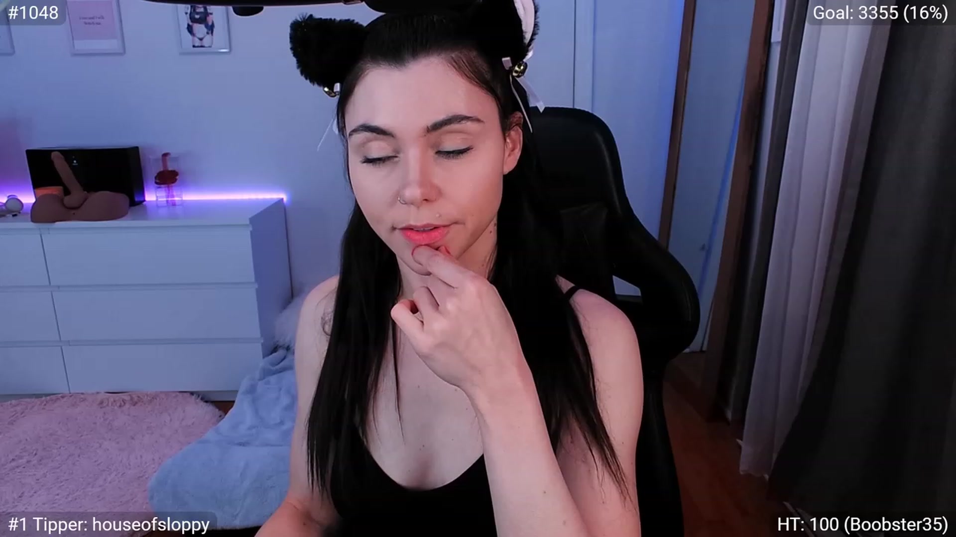 Gallery image thumbnail from Peach888's myfreecams stream on, 03/14/2023, 24:08 image 11 of 20