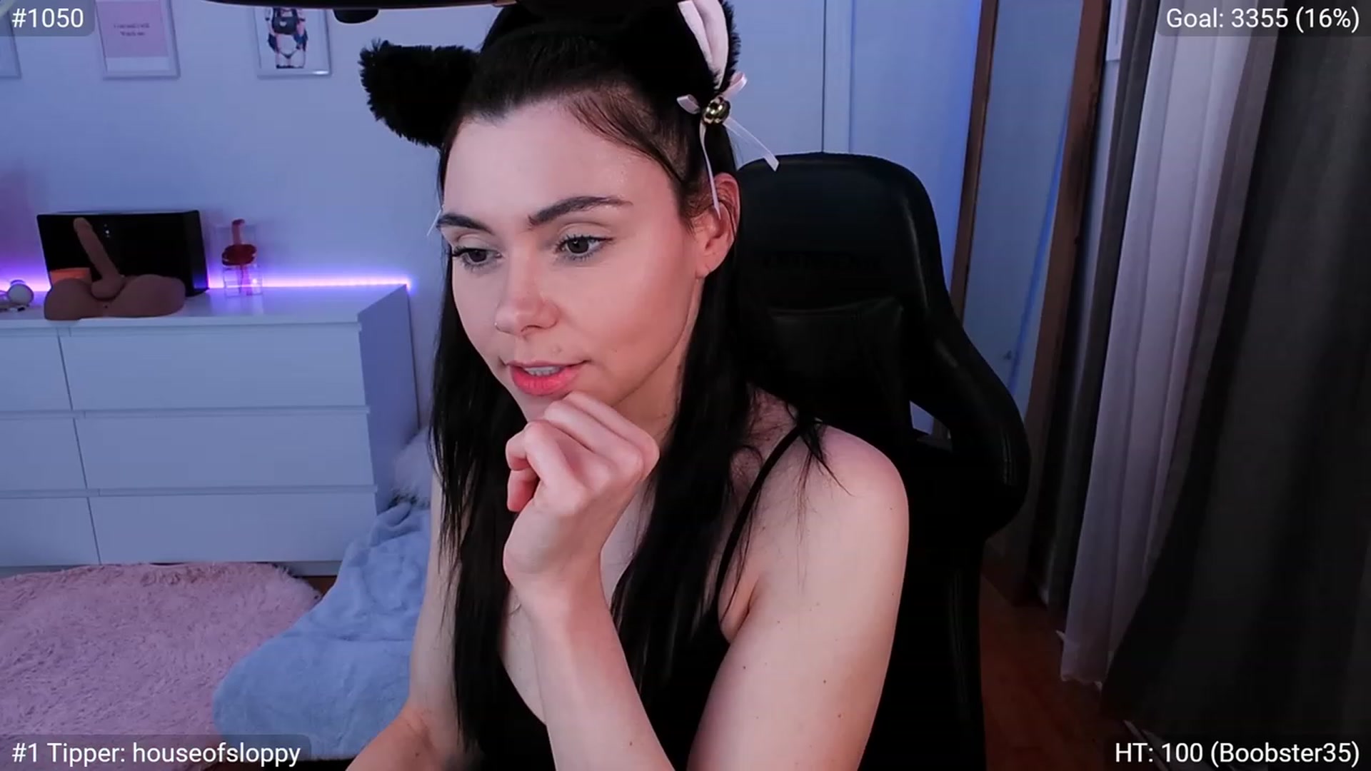 Gallery image thumbnail from Peach888's myfreecams stream on, 03/14/2023, 24:08 image 16 of 20