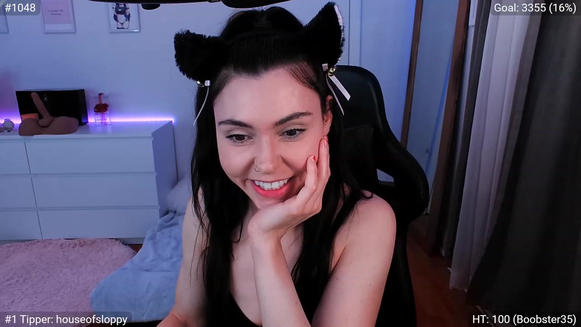 Gallery image thumbnail from Peach888's myfreecams stream on, 03/14/2023, 24:08 image 9 of 20