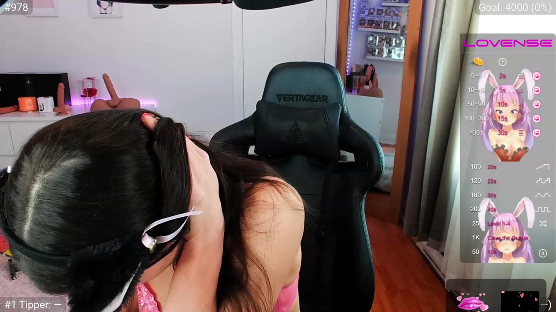 Gallery image thumbnail from Peach888's myfreecams stream on, 03/19/2023, 14:26 image 1 of 20
