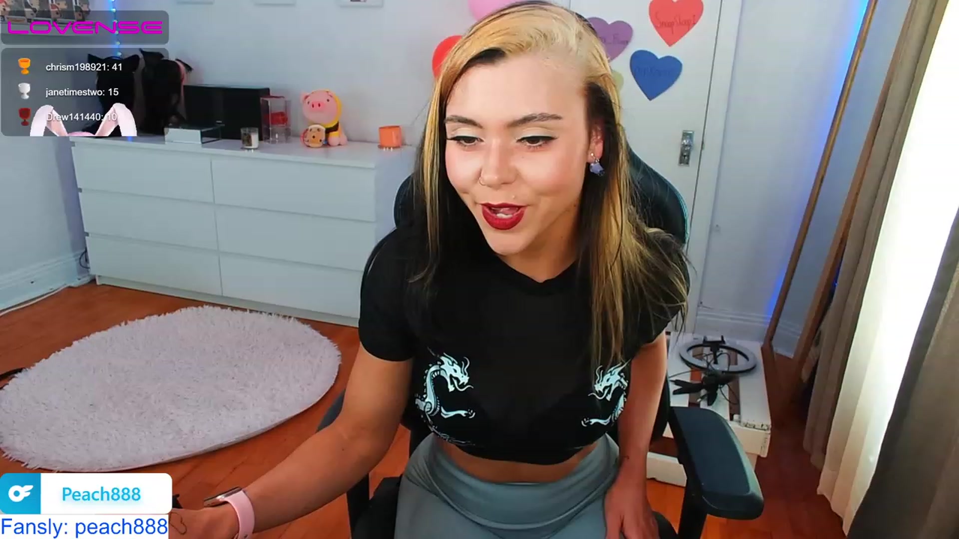Gallery image thumbnail from Peach888's myfreecams stream on, 05/26/2023, 16:14 image 16 of 20