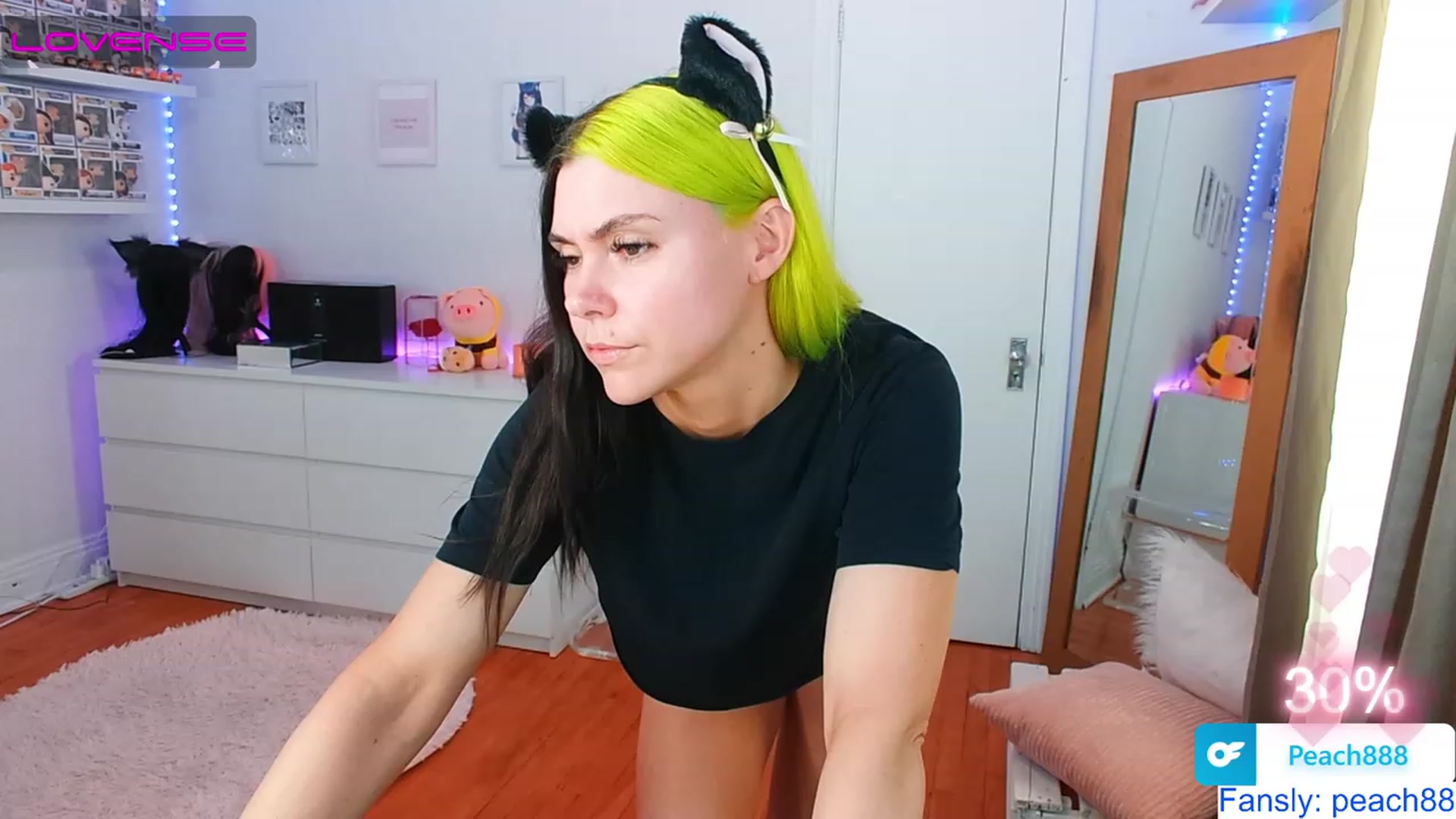 Gallery image thumbnail from Peach888's myfreecams stream on, 06/05/2023, 14:20 image 4 of 20