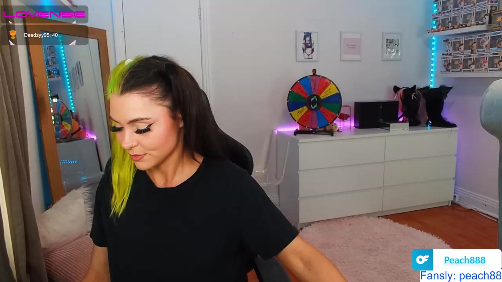 Gallery image thumbnail from Peach888's myfreecams stream on, 06/06/2023, 19:30 image 6 of 20