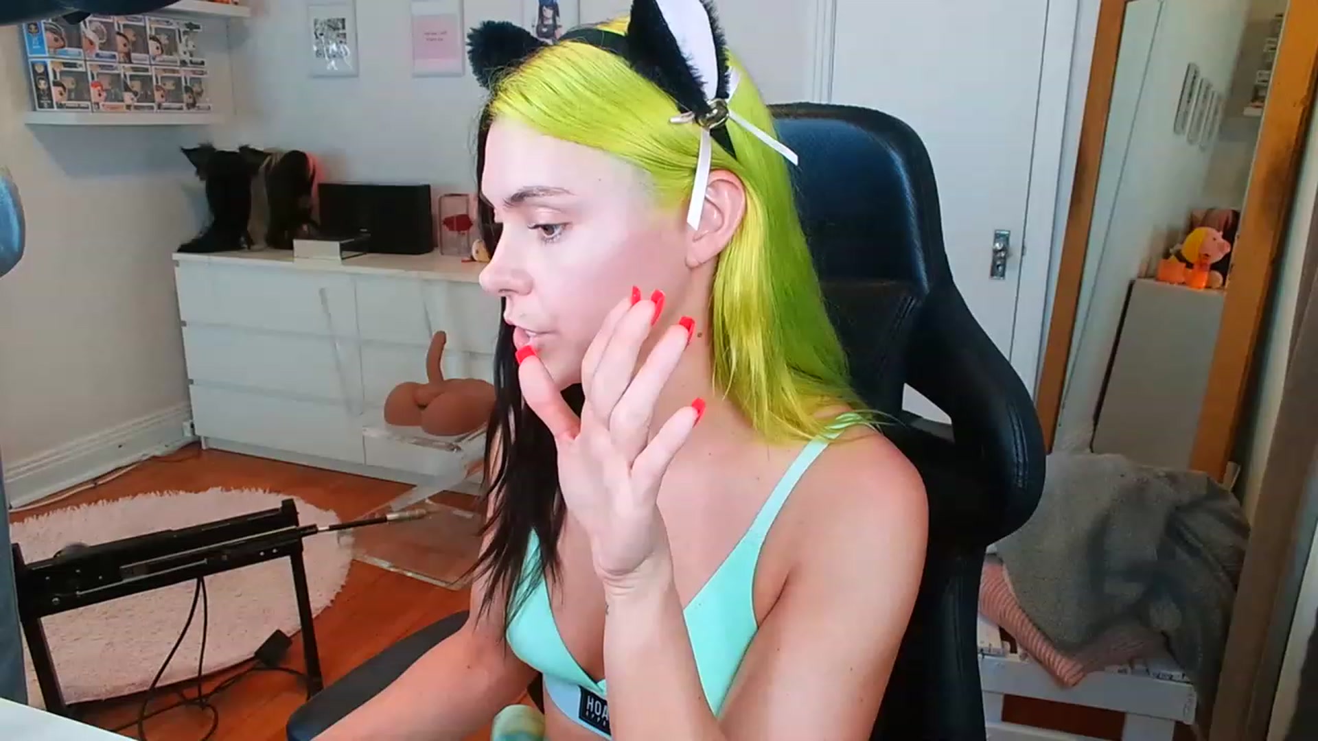 Gallery image thumbnail from Peach888's myfreecams stream on, 06/08/2023, 18:40 image 20 of 20